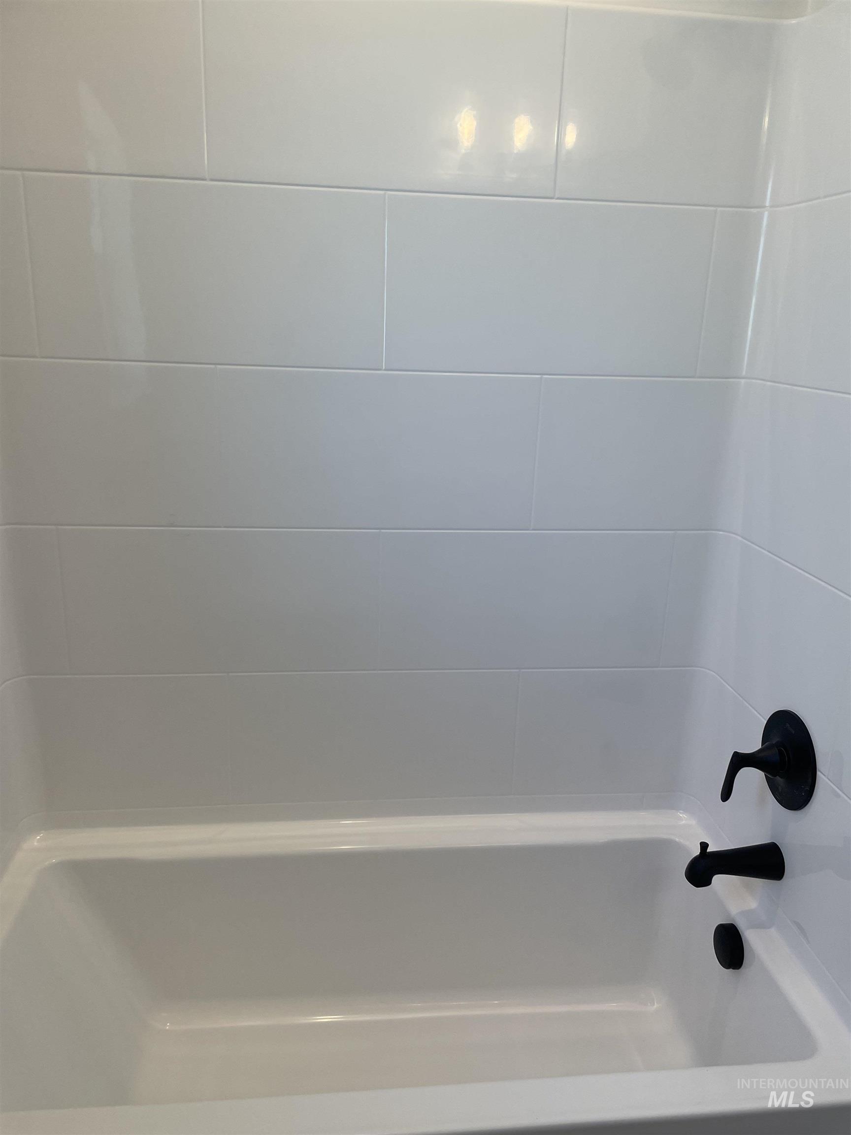 2022 Harrison St, Twin Falls, Idaho 83301, 3 Bedrooms, 2 Bathrooms, Residential For Sale, Price $379,900,MLS 98961581