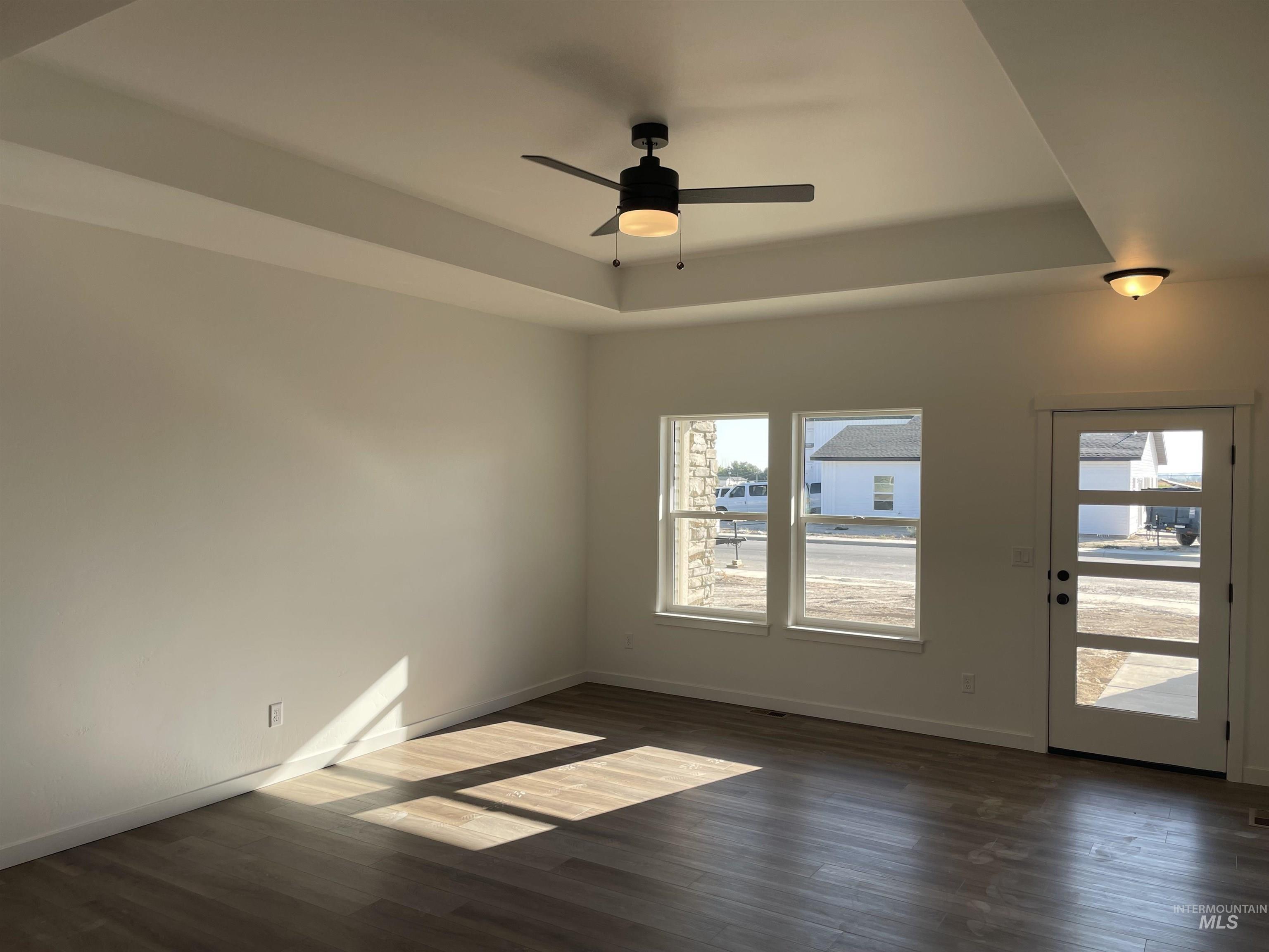 2022 Harrison St, Twin Falls, Idaho 83301, 3 Bedrooms, 2 Bathrooms, Residential For Sale, Price $379,900,MLS 98961581