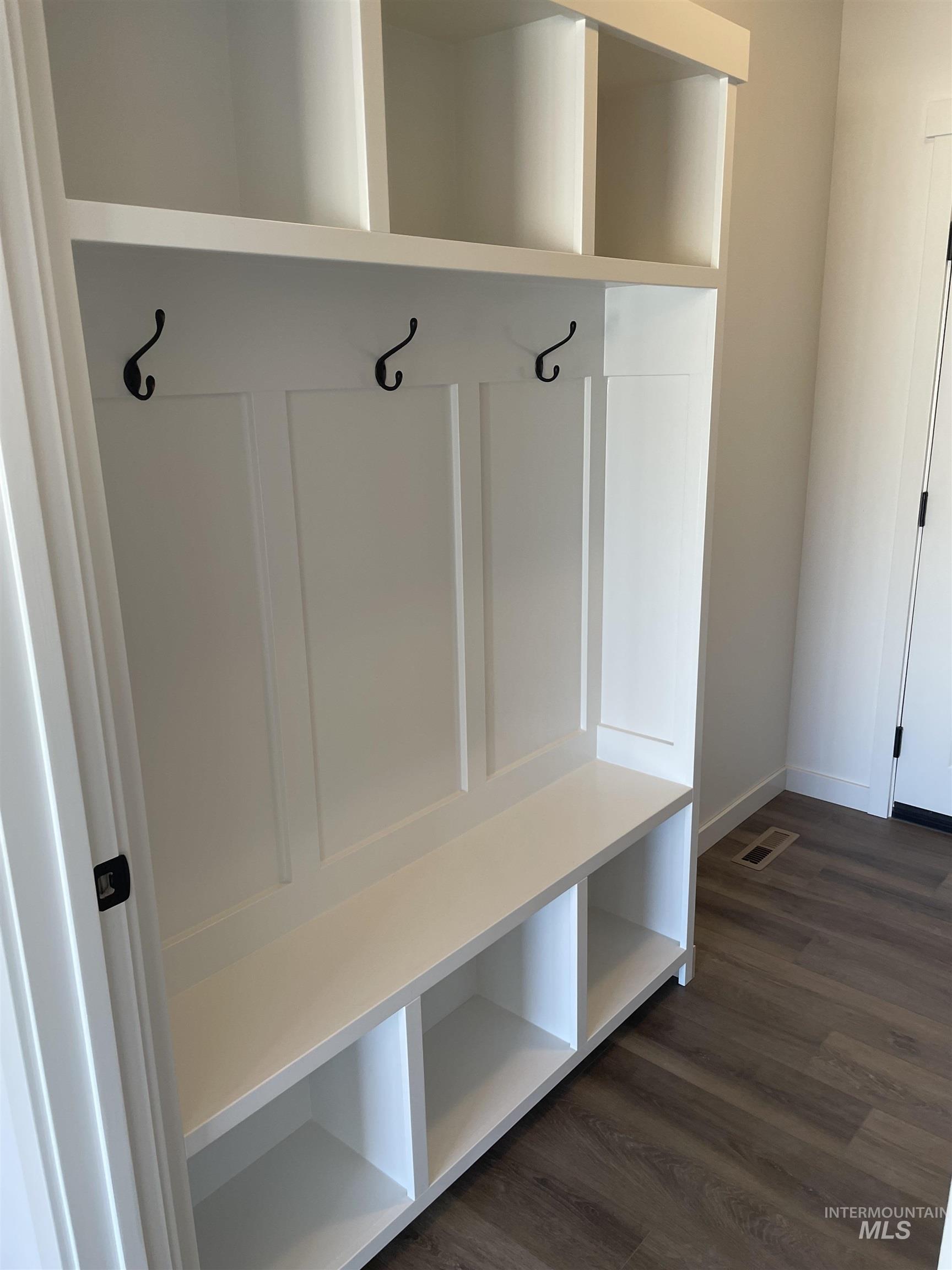 2022 Harrison St, Twin Falls, Idaho 83301, 3 Bedrooms, 2 Bathrooms, Residential For Sale, Price $379,900,MLS 98961581