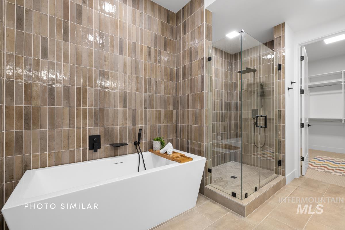 55 E State St, Eagle, Idaho 83616, 2 Bedrooms, 2 Bathrooms, Residential For Sale, Price $848,000, 98961599