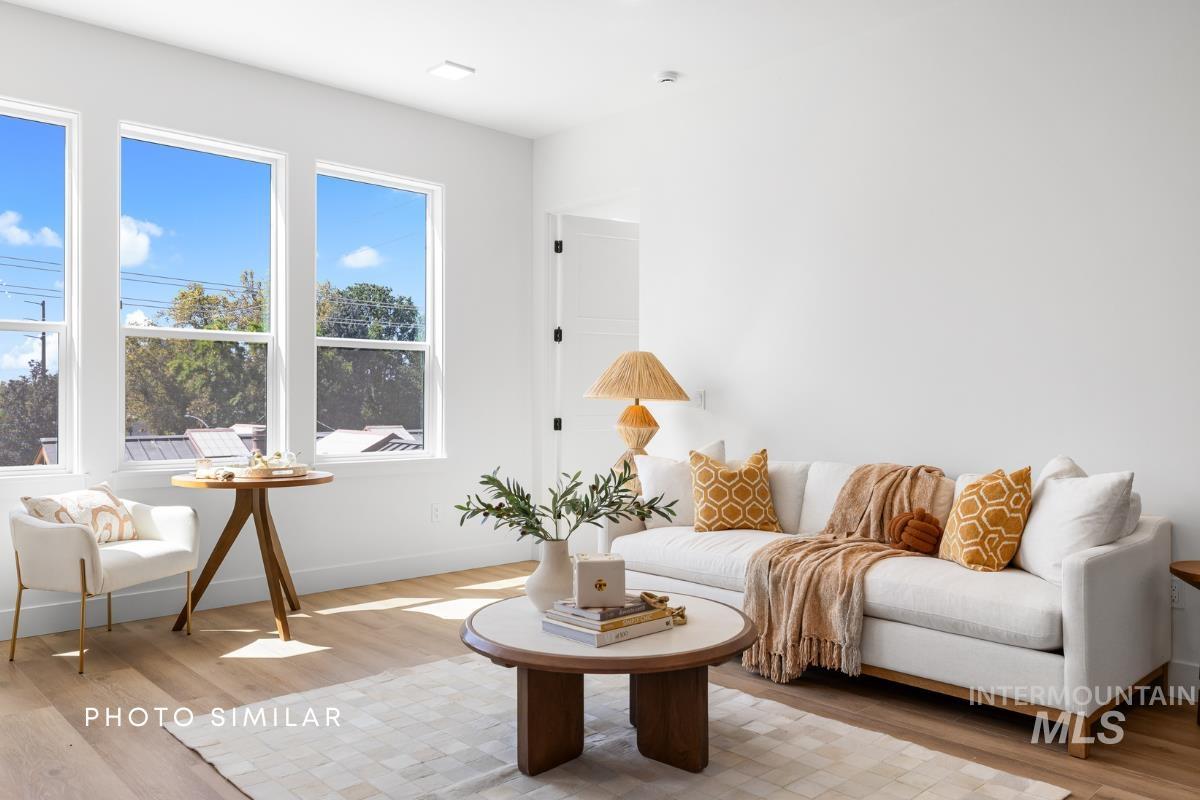 55 E State St, Eagle, Idaho 83616, 2 Bedrooms, 2 Bathrooms, Residential For Sale, Price $848,000, 98961599