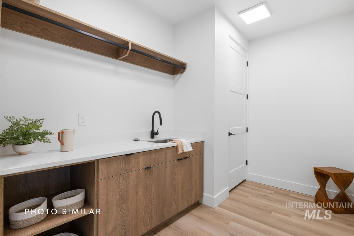 55 E State St, Eagle, Idaho 83616, 2 Bedrooms, 2 Bathrooms, Residential For Sale, Price $848,000, 98961599