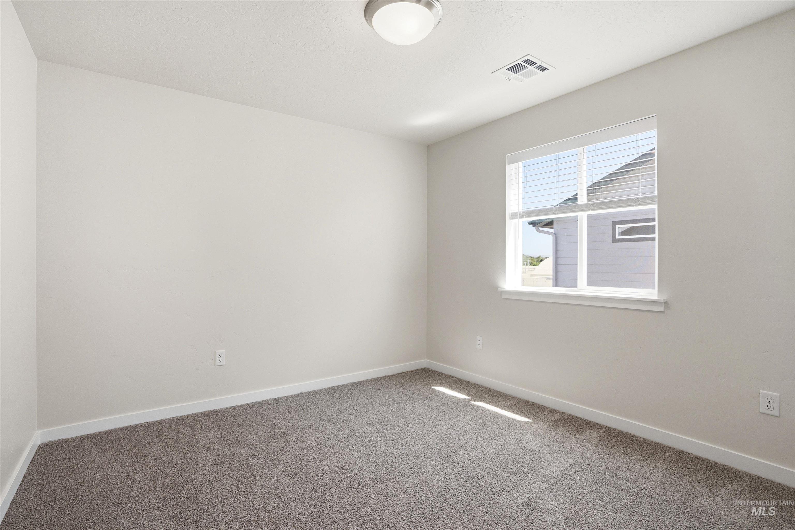 338 W Omphale St., Kuna, Idaho 83634, 5 Bedrooms, 3 Bathrooms, Residential For Sale, Price $524,990,MLS 98961602