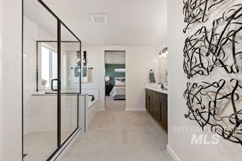 338 W Omphale St., Kuna, Idaho 83634, 5 Bedrooms, 3 Bathrooms, Residential For Sale, Price $540,189,MLS 98961602