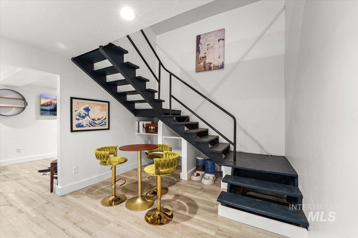 3200 N Mountain View Dr, Boise, Idaho 83704-4635, 5 Bedrooms, 5 Bathrooms, Residential For Sale, Price $2,145,000,MLS 98961608