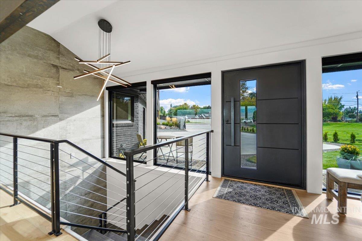 3200 N Mountain View Dr, Boise, Idaho 83704-4635, 5 Bedrooms, 5 Bathrooms, Residential For Sale, Price $2,145,000,MLS 98961608