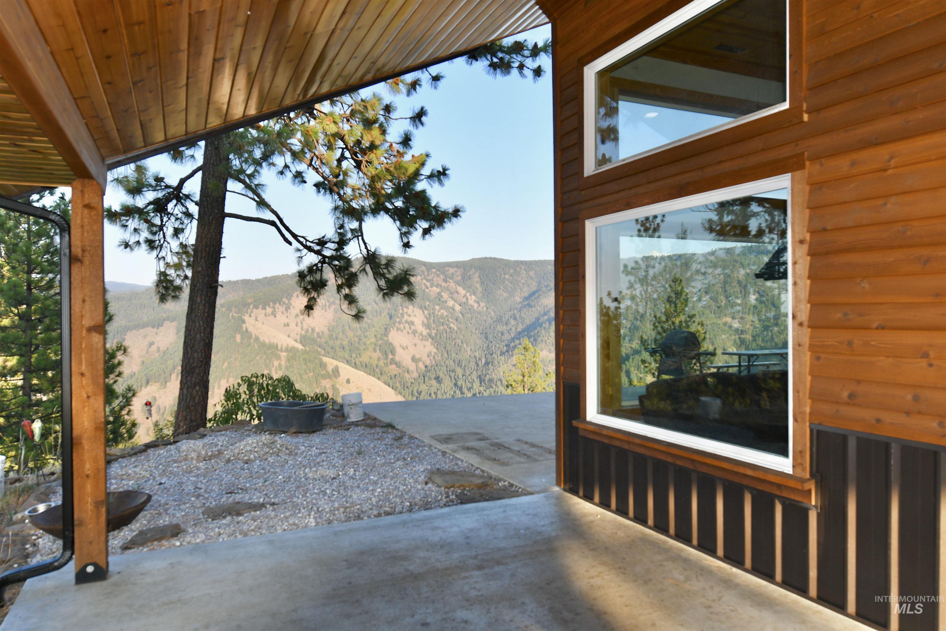 929 Mt. Idaho Grade Rd, Grangeville, Idaho 83530, 4 Bedrooms, 2 Bathrooms, Residential For Sale, Price $839,000, 98961614
