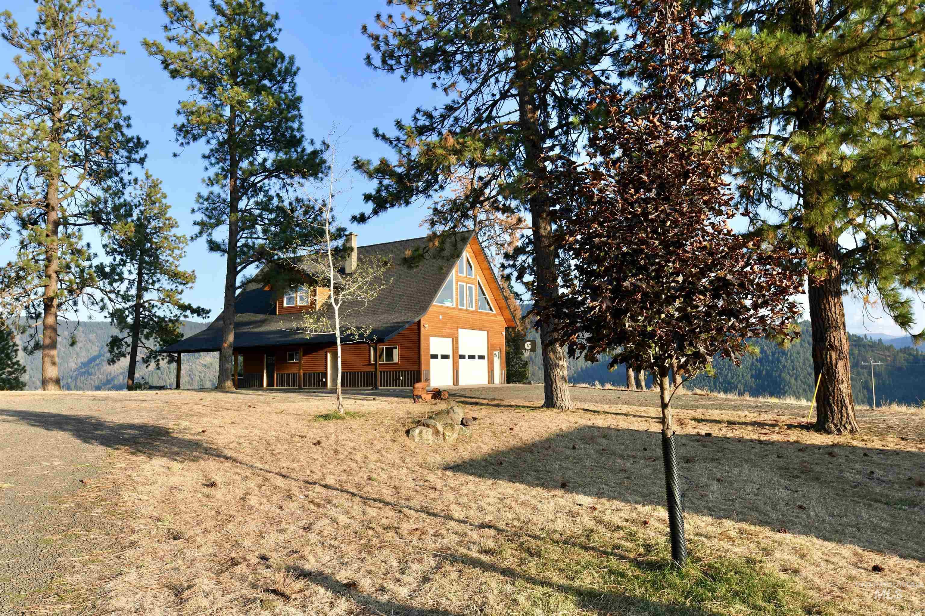 929 Mt. Idaho Grade Rd, Grangeville, Idaho 83530, 4 Bedrooms, 2 Bathrooms, Residential For Sale, Price $839,000, 98961614