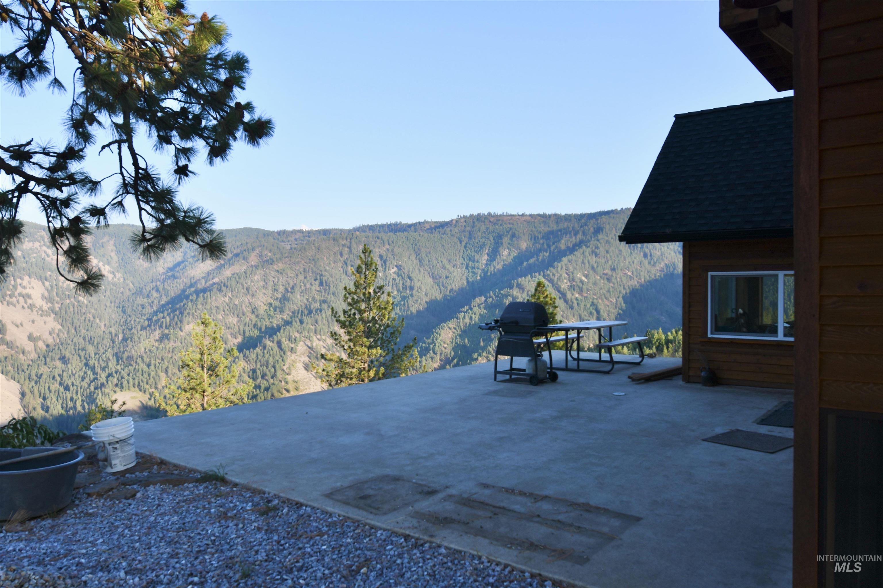 929 Mt. Idaho Grade Rd, Grangeville, Idaho 83530, 4 Bedrooms, 2 Bathrooms, Residential For Sale, Price $839,000, 98961614
