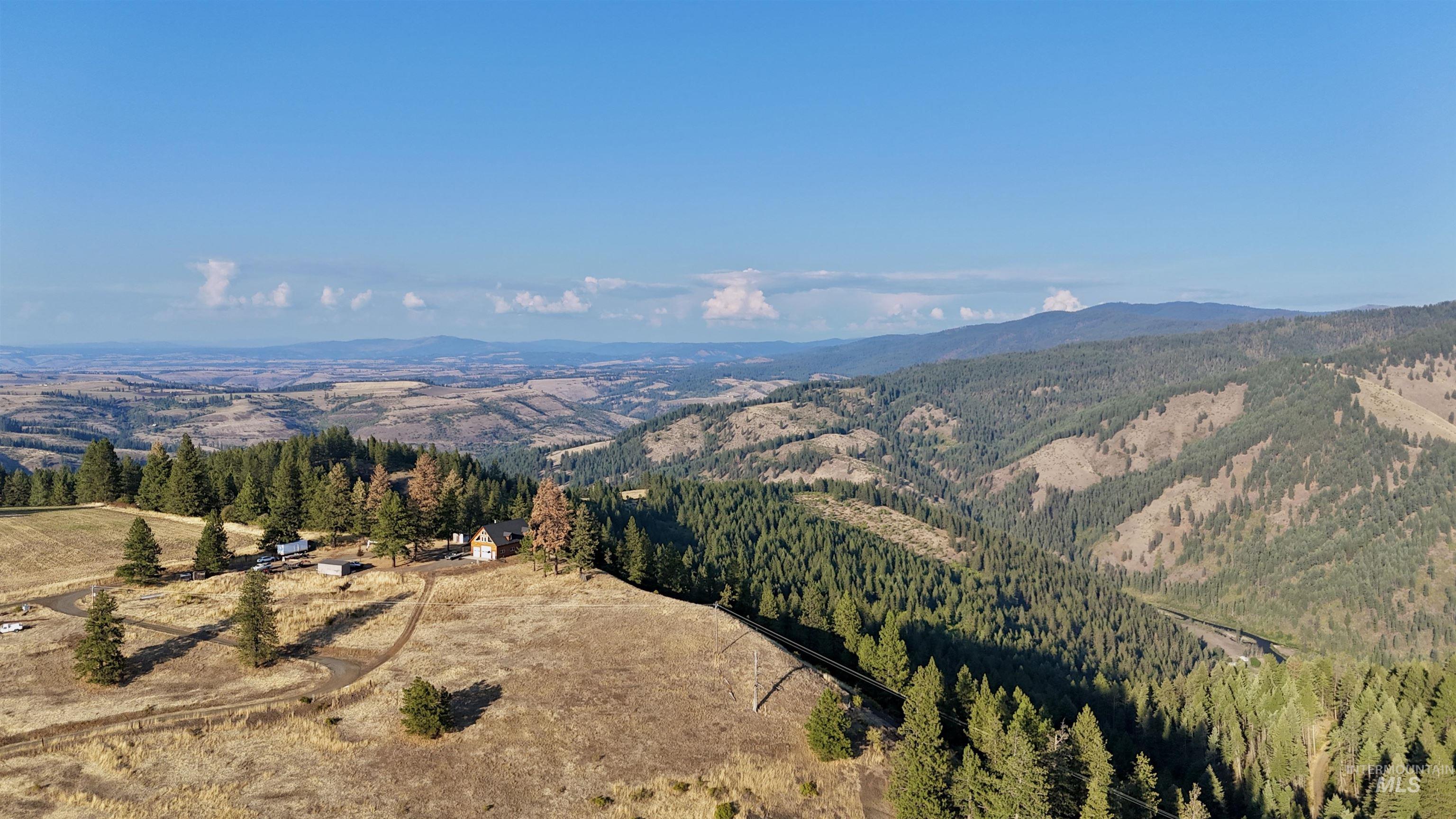 929 Mt. Idaho Grade Rd, Grangeville, Idaho 83530, 4 Bedrooms, 2 Bathrooms, Residential For Sale, Price $885,000, 98961614