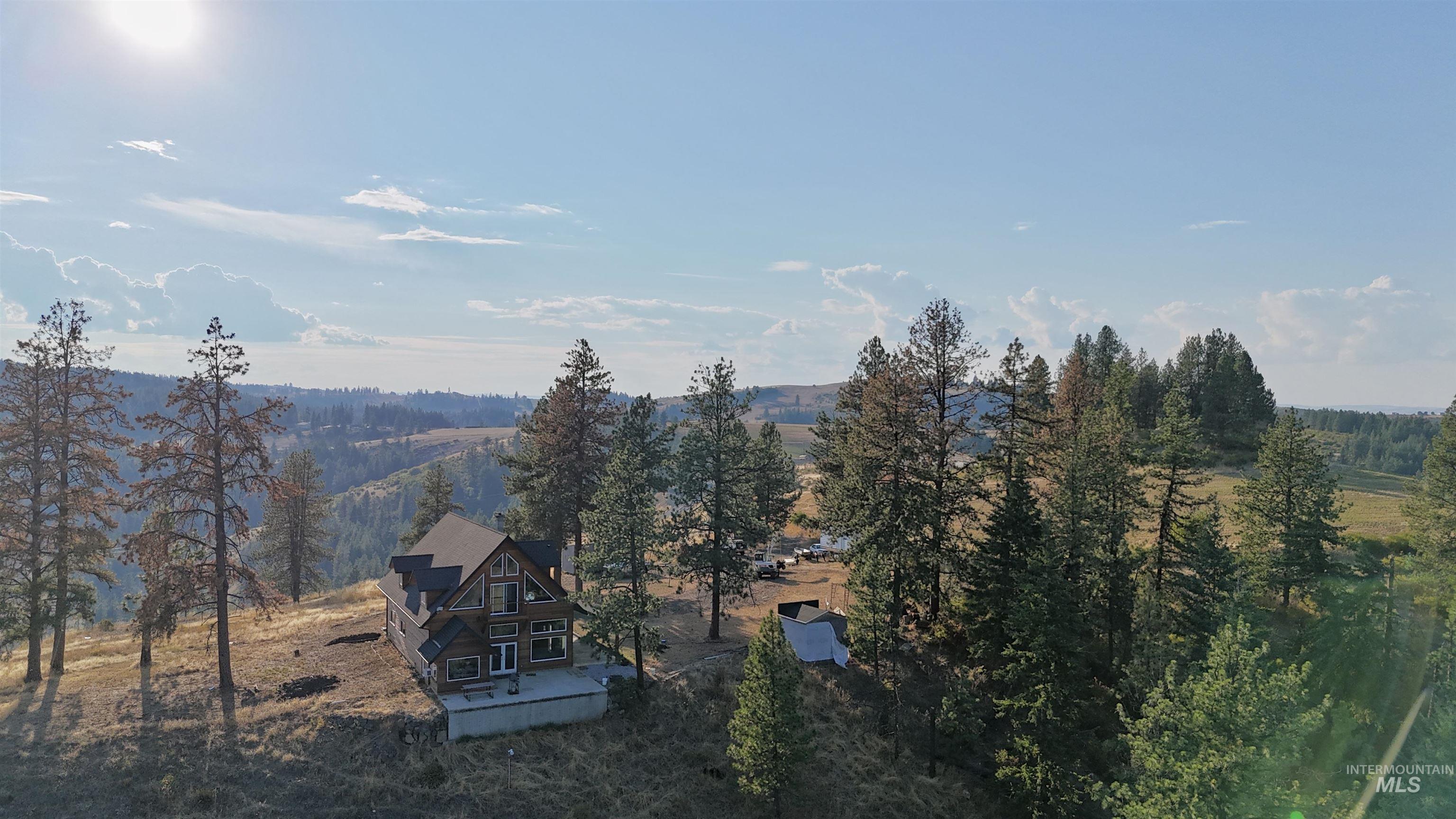929 Mt. Idaho Grade Rd, Grangeville, Idaho 83530, 4 Bedrooms, 2 Bathrooms, Residential For Sale, Price $885,000, 98961614