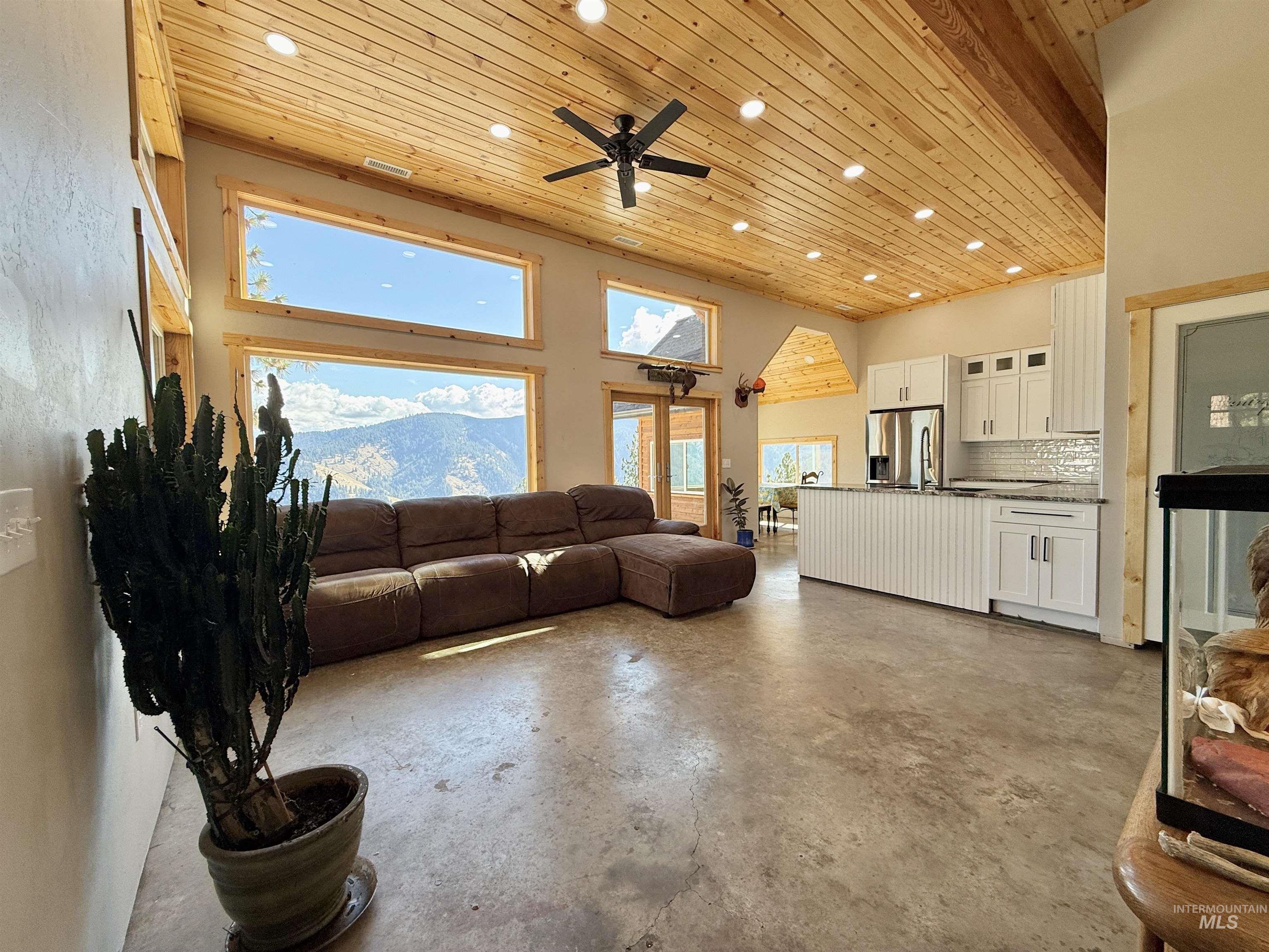 929 Mt. Idaho Grade Rd, Grangeville, Idaho 83530, 4 Bedrooms, 2 Bathrooms, Residential For Sale, Price $839,000, 98961614
