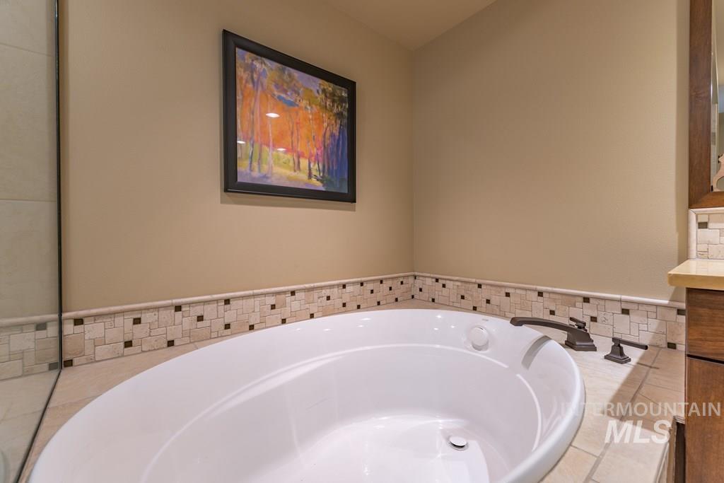 616 N Third Street, McCall, Idaho 83638, 3 Bedrooms, 2.5 Bathrooms, Residential For Sale, Price $750,000, 98961617