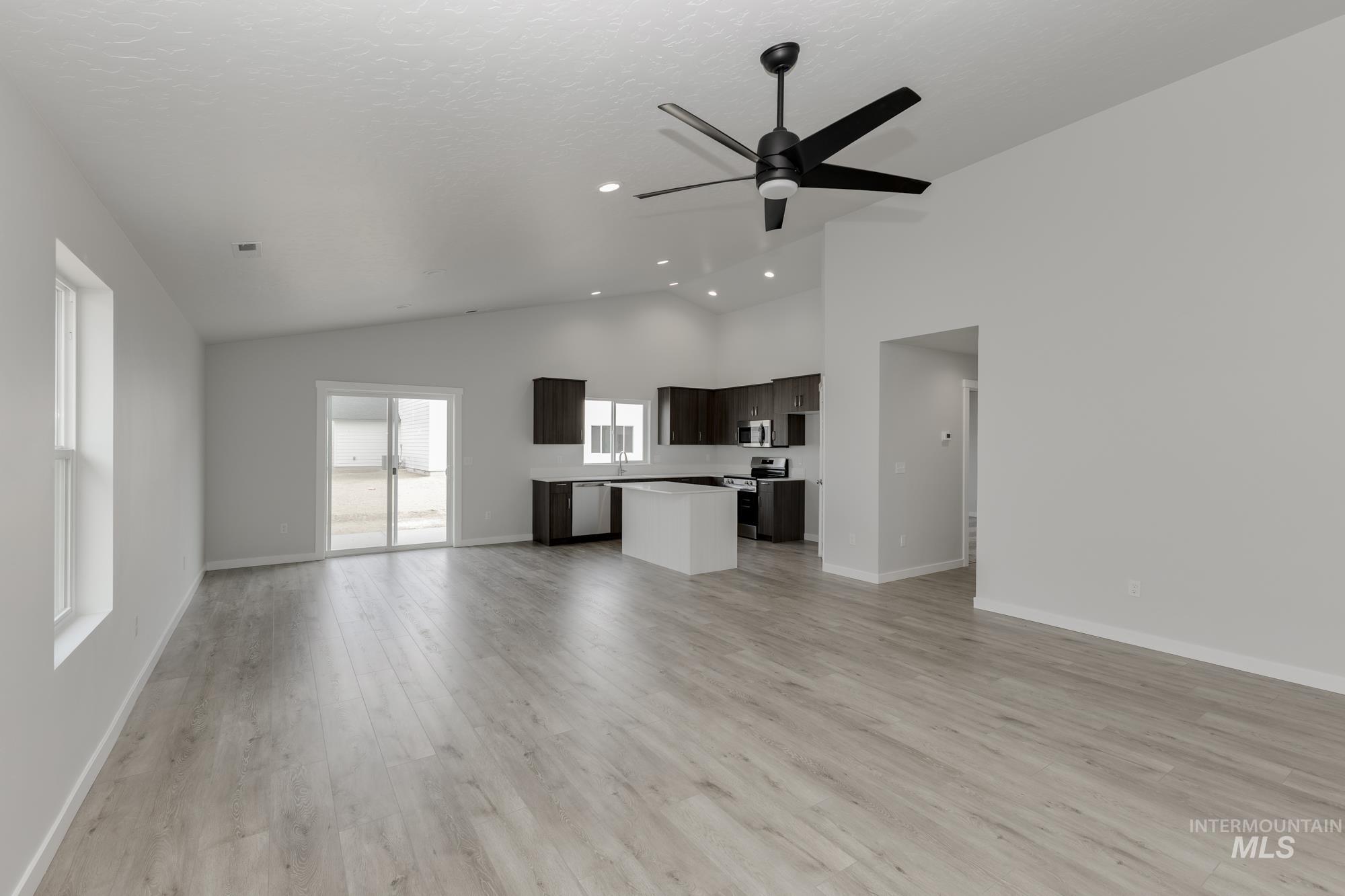 6290 W Karpathos St, Meridian, Idaho 83646, 4 Bedrooms, 2 Bathrooms, Residential For Sale, Price $462,990,MLS 98961639