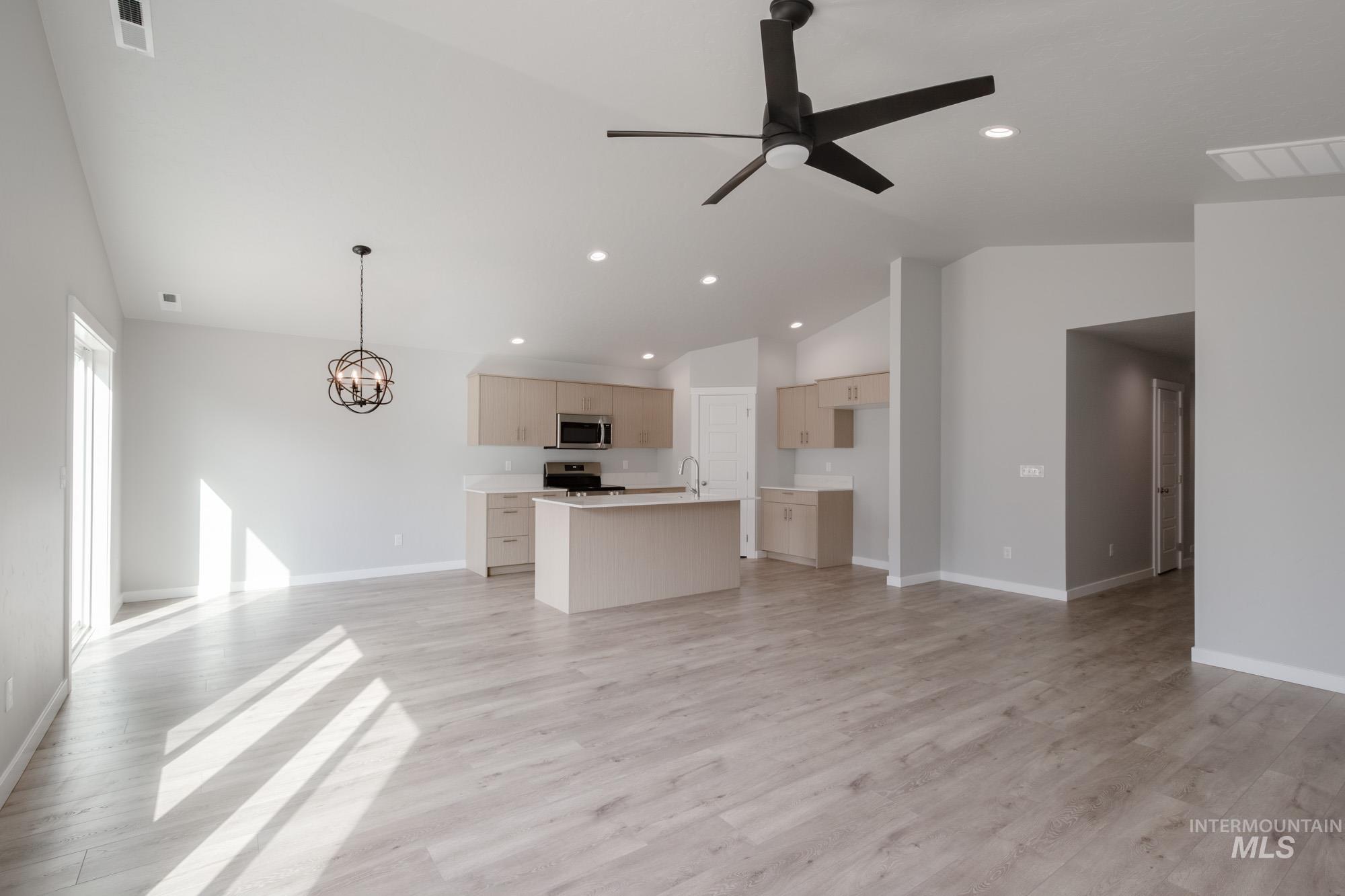 6315 W Karpathos St, Meridian, Idaho 83646, 3 Bedrooms, 2 Bathrooms, Residential For Sale, Price $452,990,MLS 98961640