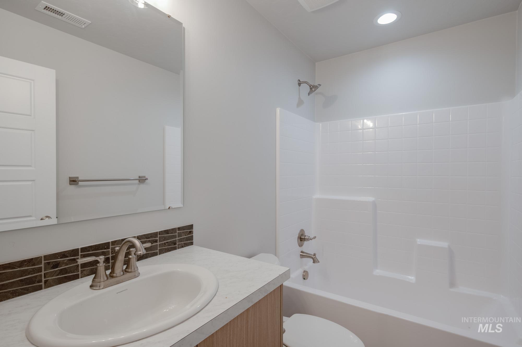 6315 W Karpathos St, Meridian, Idaho 83646, 3 Bedrooms, 2 Bathrooms, Residential For Sale, Price $452,990,MLS 98961640