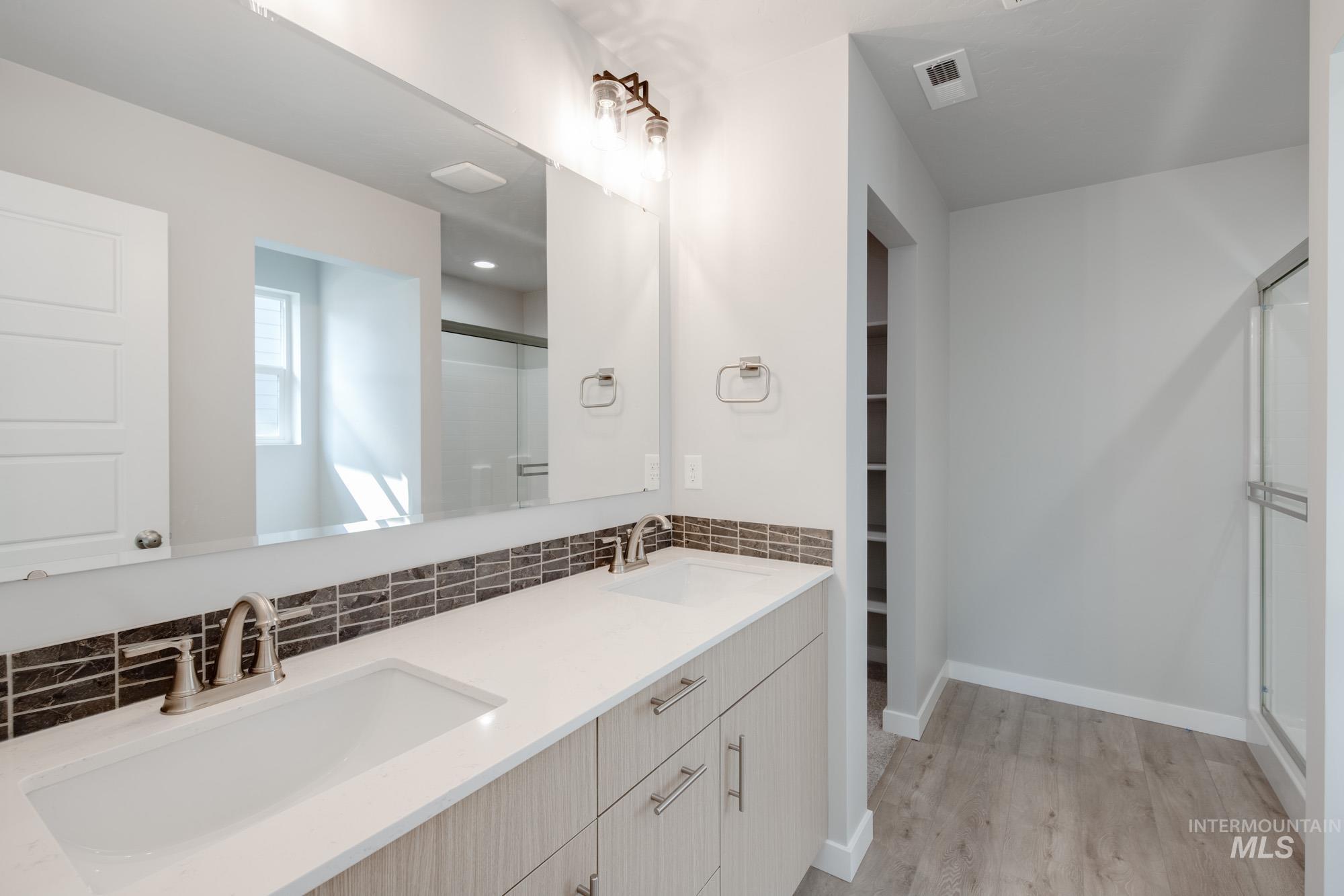 6315 W Karpathos St, Meridian, Idaho 83646, 3 Bedrooms, 2 Bathrooms, Residential For Sale, Price $452,990,MLS 98961640