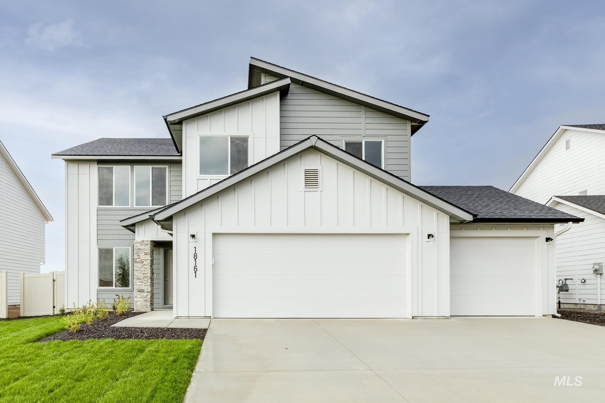 18161 N Lion Head Ave, Nampa, Idaho 83687, 4 Bedrooms, 2.5 Bathrooms, Residential For Sale, Price $453,990, 98961646