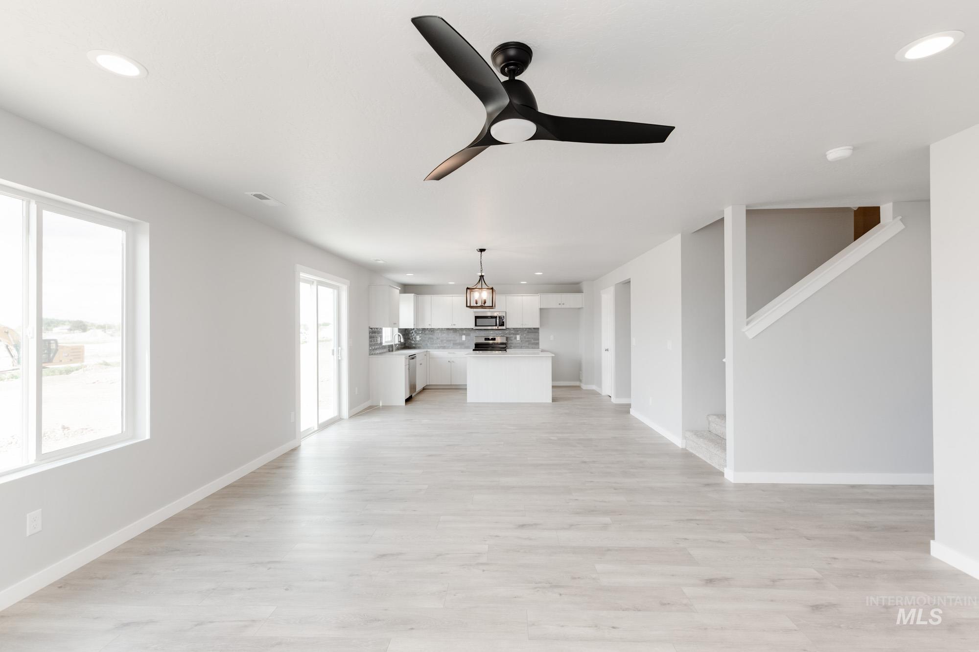 18161 N Lion Head Ave, Nampa, Idaho 83687, 4 Bedrooms, 2.5 Bathrooms, Residential For Sale, Price $455,990,MLS 98961646