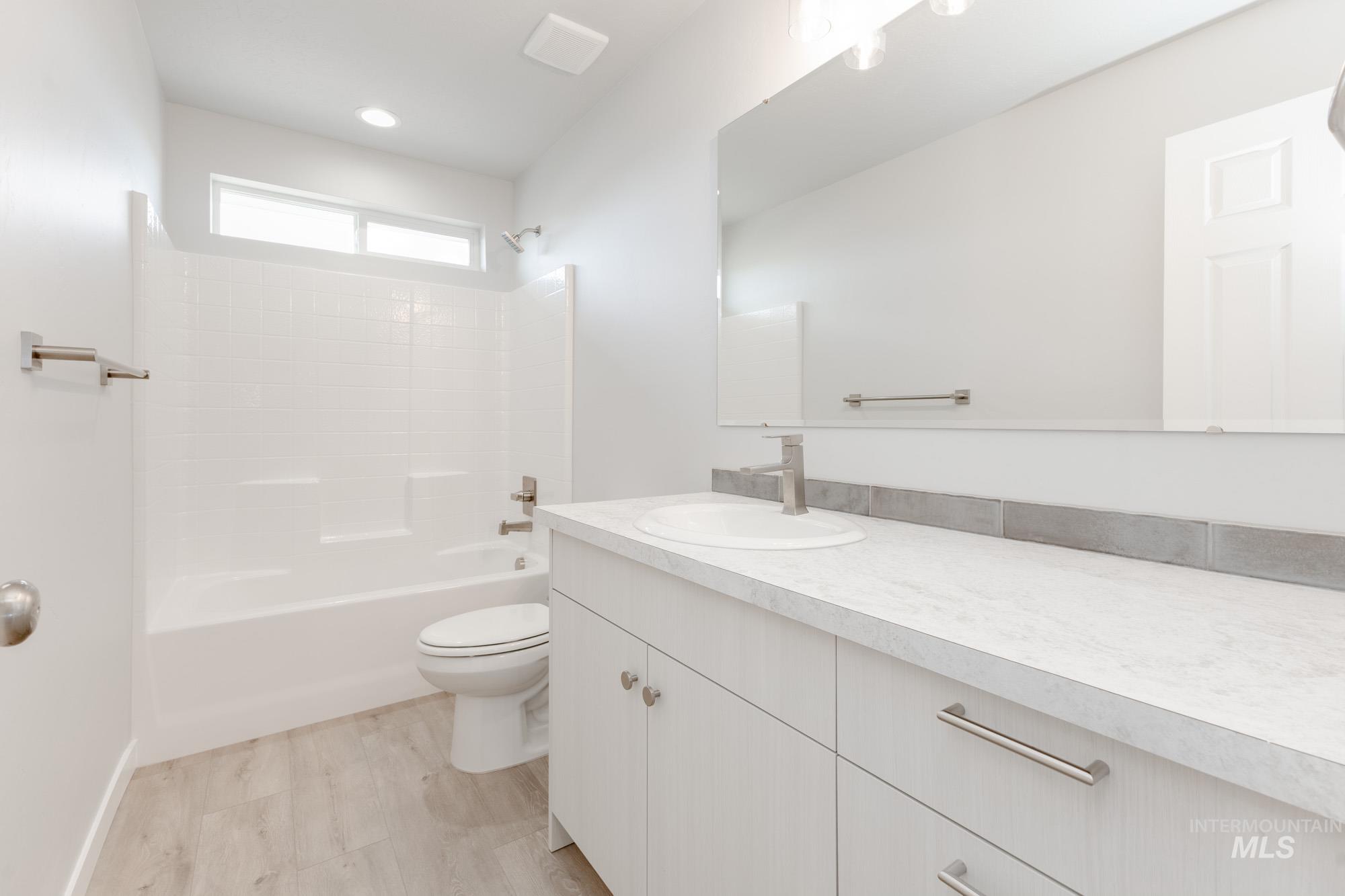 18161 N Lion Head Ave, Nampa, Idaho 83687, 4 Bedrooms, 2.5 Bathrooms, Residential For Sale, Price $455,990,MLS 98961646