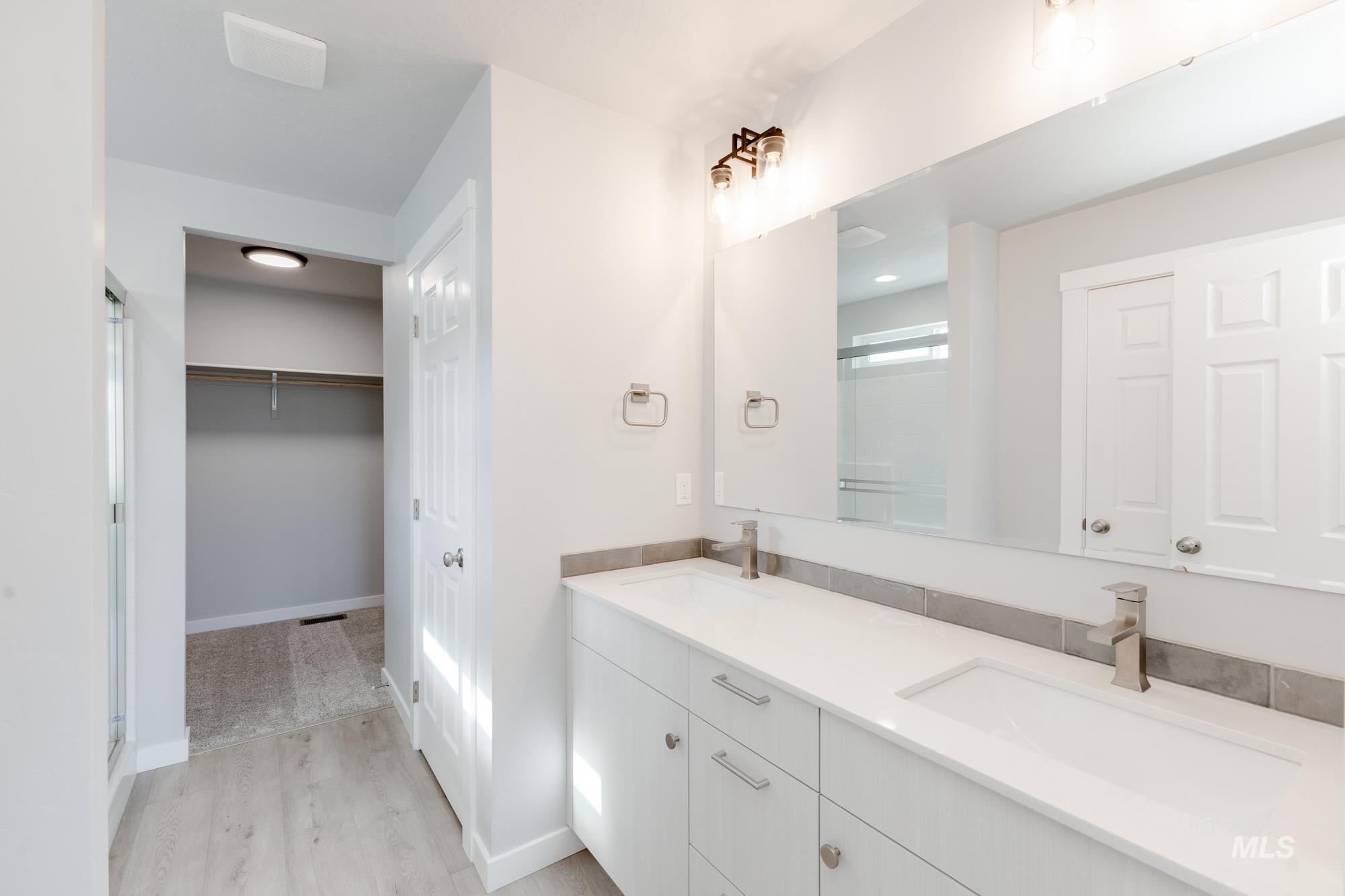 18161 N Lion Head Ave, Nampa, Idaho 83687, 4 Bedrooms, 2.5 Bathrooms, Residential For Sale, Price $455,990,MLS 98961646