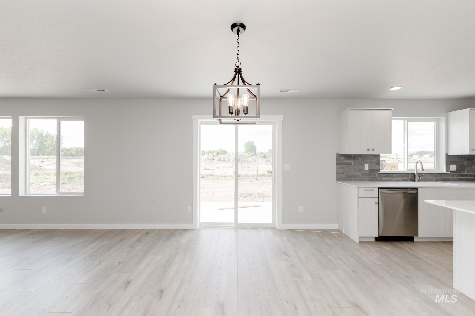 18161 N Lion Head Ave, Nampa, Idaho 83687, 4 Bedrooms, 2.5 Bathrooms, Residential For Sale, Price $455,990,MLS 98961646