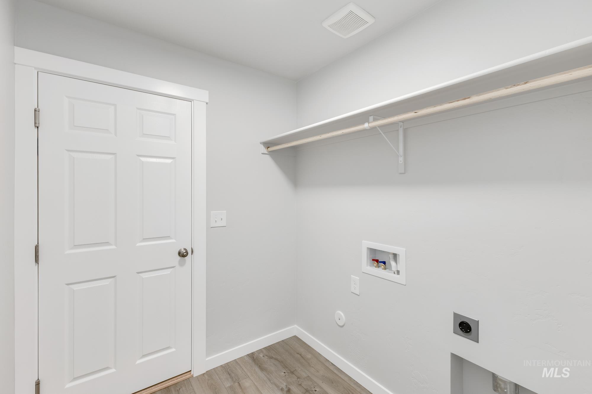 18180 N Azalea Ave, Nampa, Idaho 83687, 3 Bedrooms, 2 Bathrooms, Residential For Sale, Price $384,990,MLS 98961648