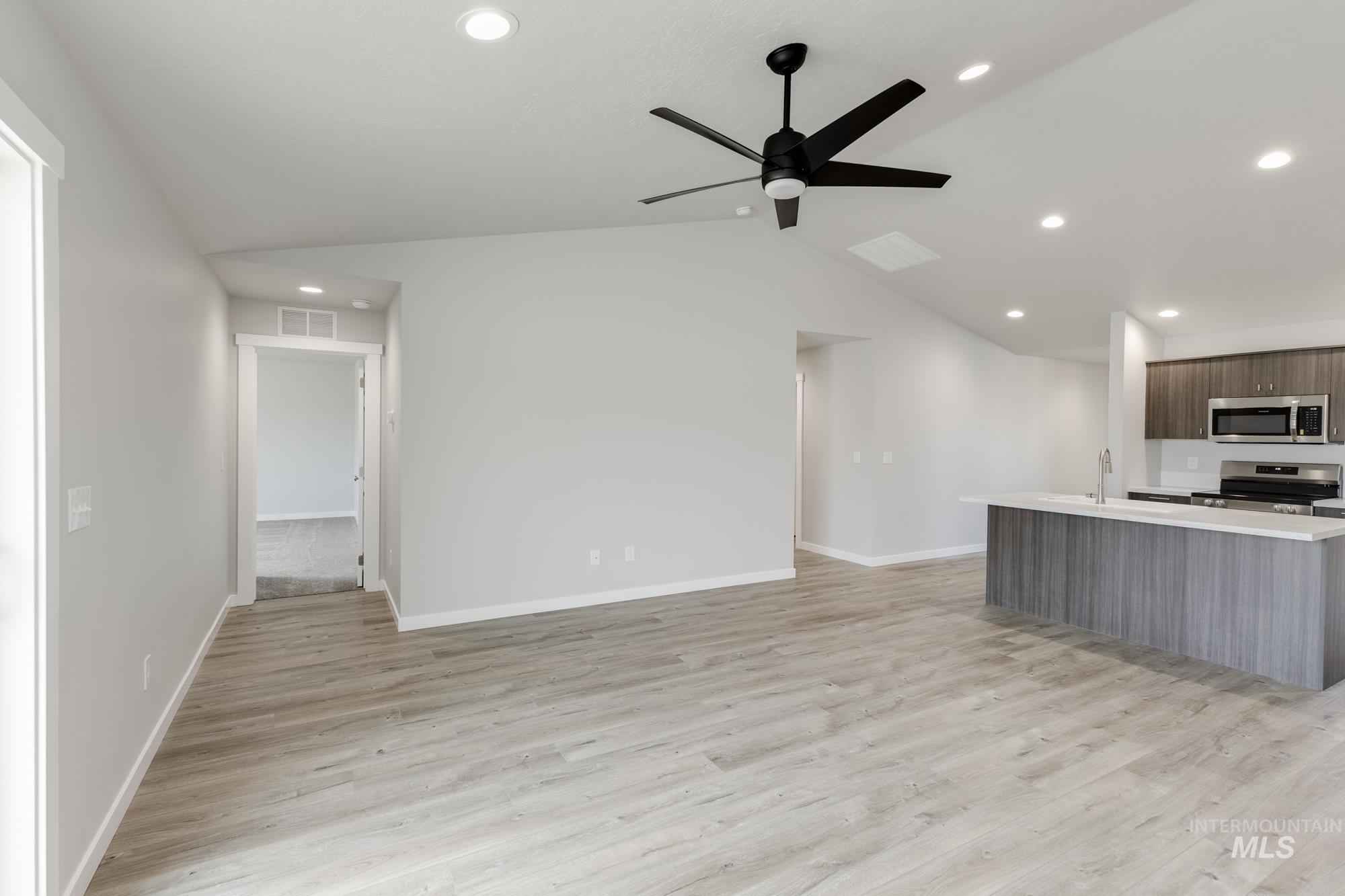 18180 N Azalea Ave, Nampa, Idaho 83687, 3 Bedrooms, 2 Bathrooms, Residential For Sale, Price $384,990,MLS 98961648