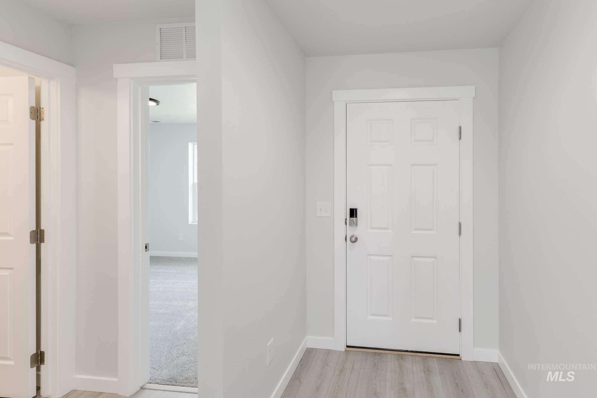 18152 N Azalea Ave, Nampa, Idaho 83687, 3 Bedrooms, 2 Bathrooms, Residential For Sale, Price $382,990,MLS 98961649