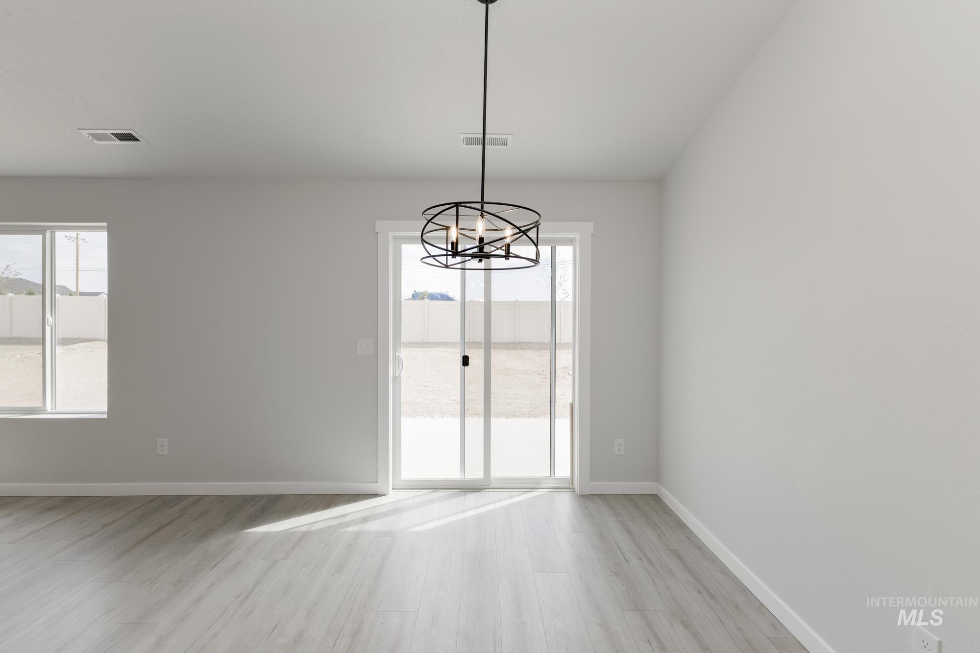 18152 N Azalea Ave, Nampa, Idaho 83687, 3 Bedrooms, 2 Bathrooms, Residential For Sale, Price $382,990,MLS 98961649