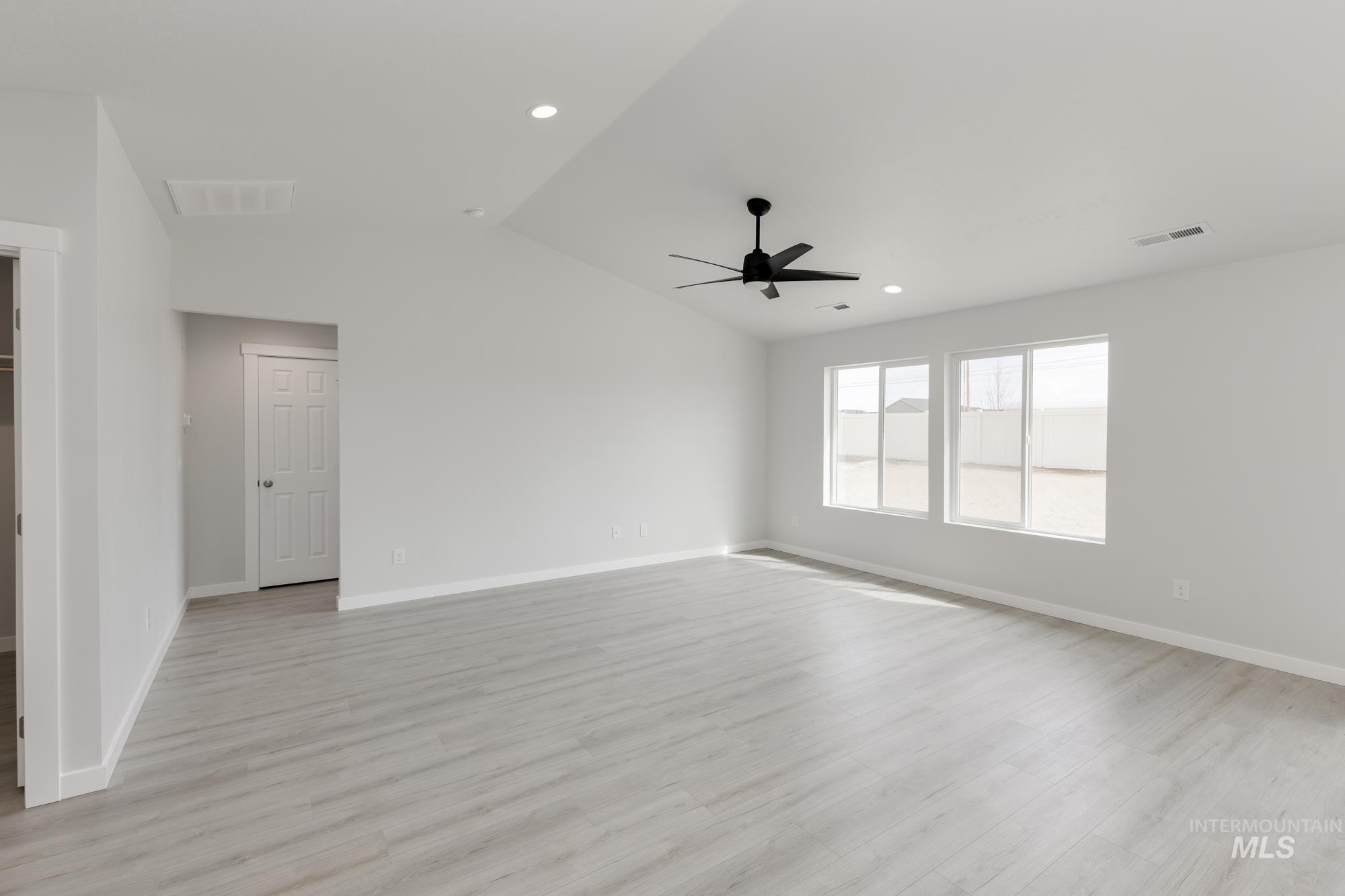 18152 N Azalea Ave, Nampa, Idaho 83687, 3 Bedrooms, 2 Bathrooms, Residential For Sale, Price $382,990,MLS 98961649