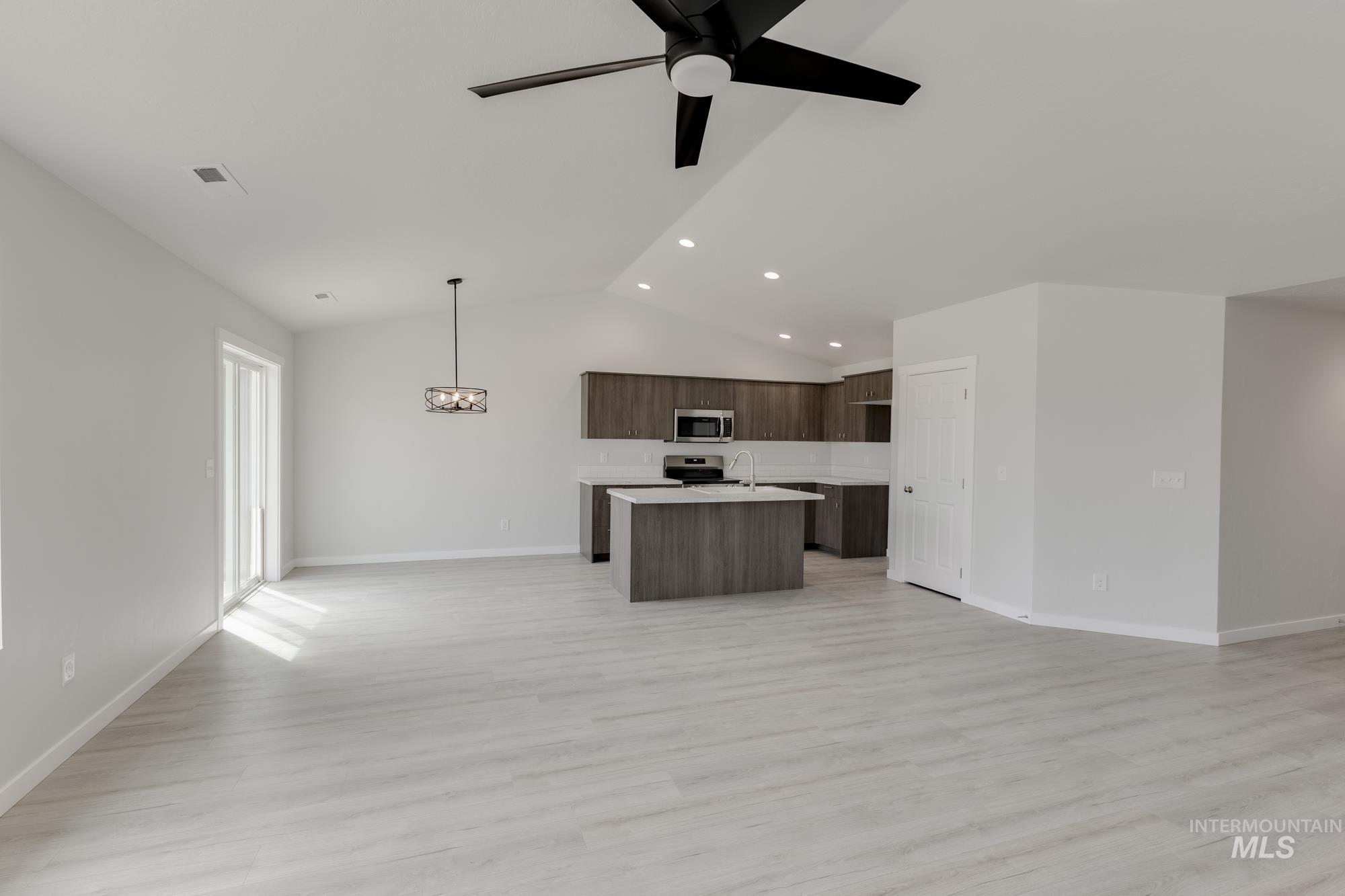 18152 N Azalea Ave, Nampa, Idaho 83687, 3 Bedrooms, 2 Bathrooms, Residential For Sale, Price $382,990,MLS 98961649