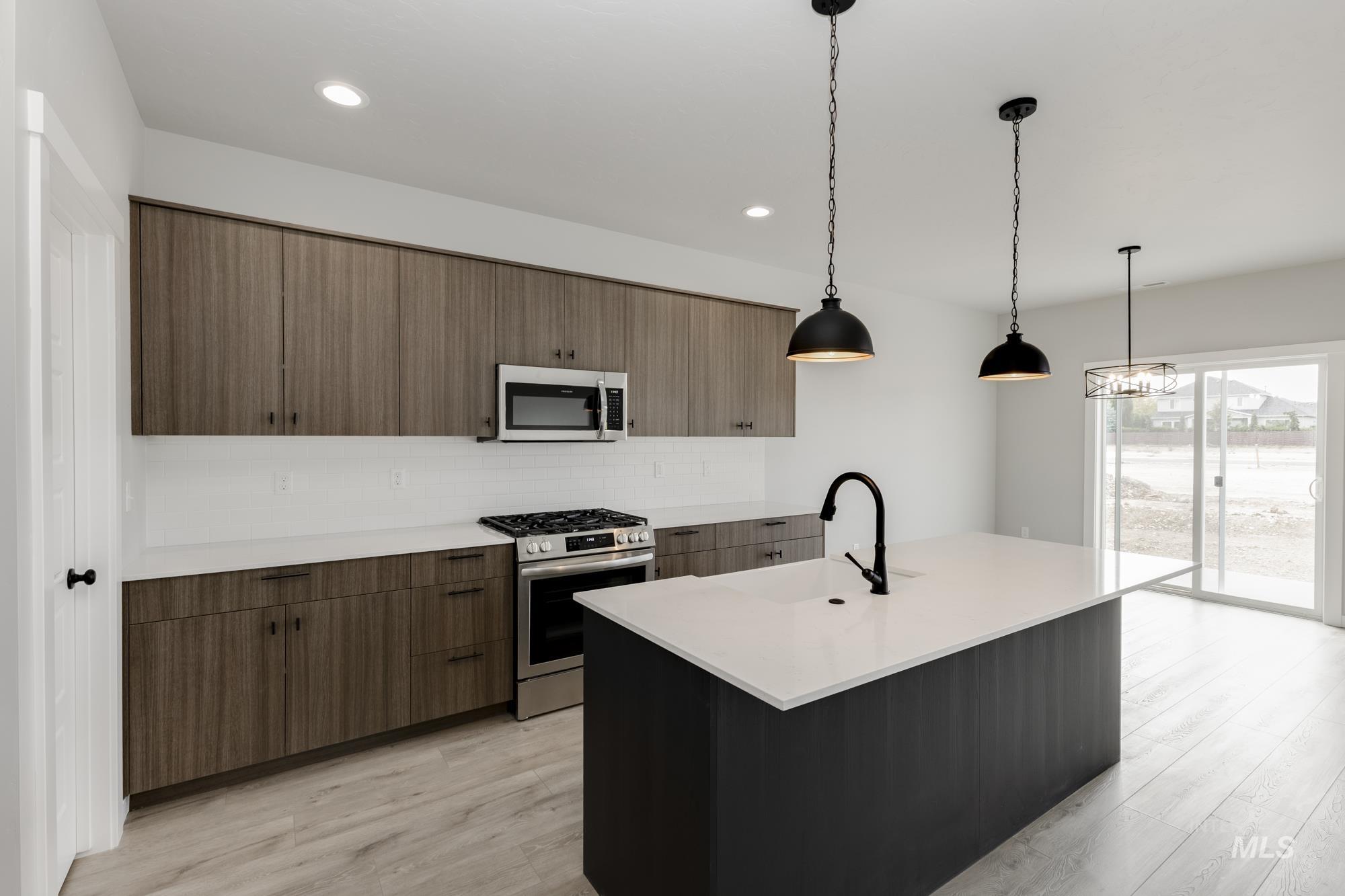 4259 E Hillsong St, Meridian, Idaho 83642, 4 Bedrooms, 2.5 Bathrooms, Residential For Sale, Price $482,990,MLS 98961660