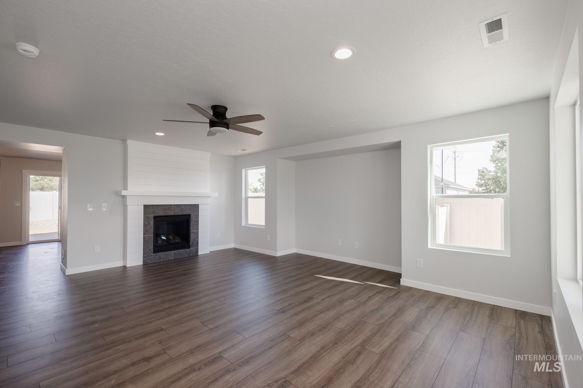 3270 W Morere Dr, Meridian, Idaho 83642, 5 Bedrooms, 2.5 Bathrooms, Residential For Sale, Price $549,990,MLS 98961661