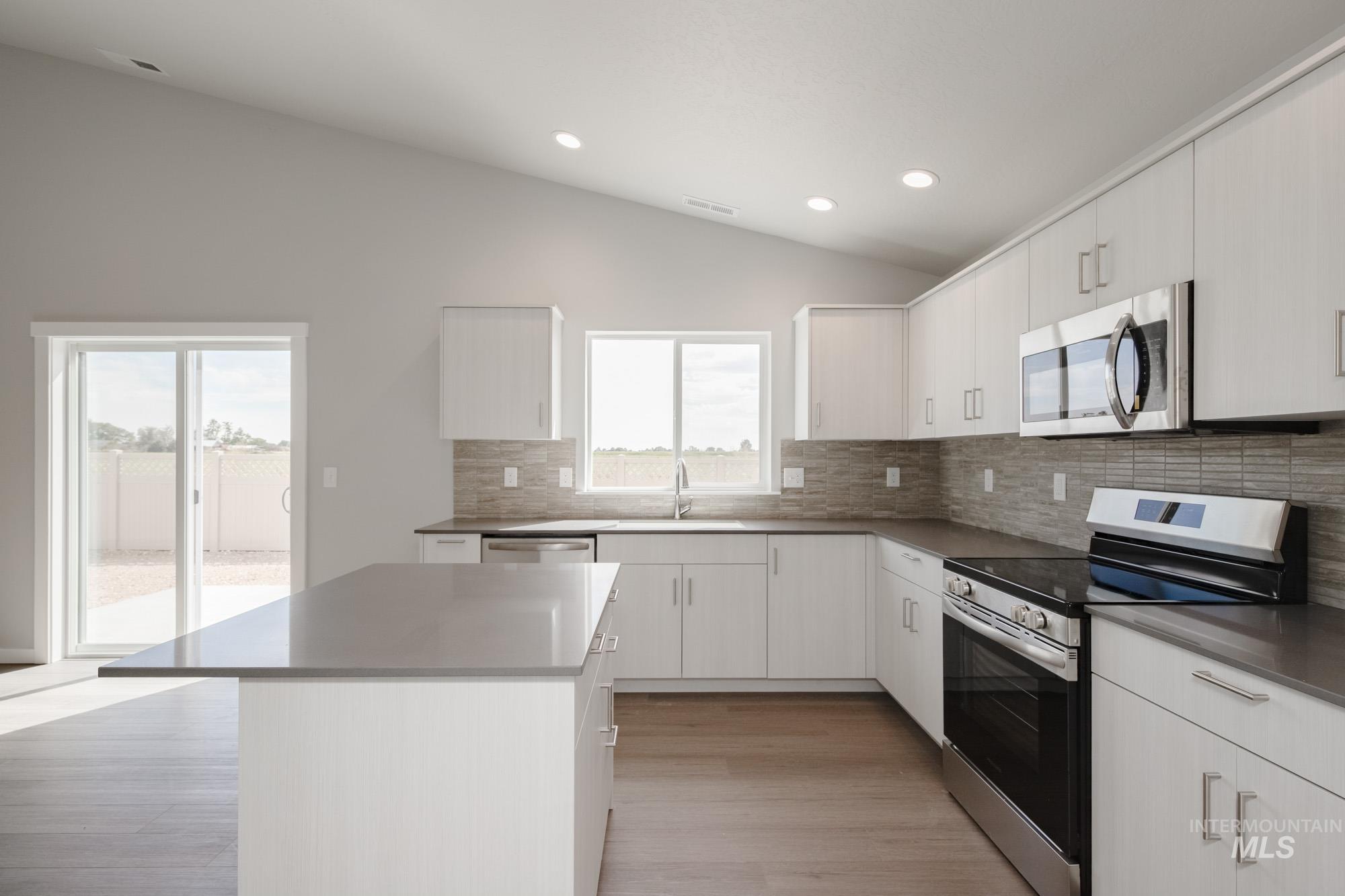 2867 E Valley Wind St, Kuna, Idaho 83634, 4 Bedrooms, 2 Bathrooms, Residential For Sale, Price $434,990,MLS 98961667