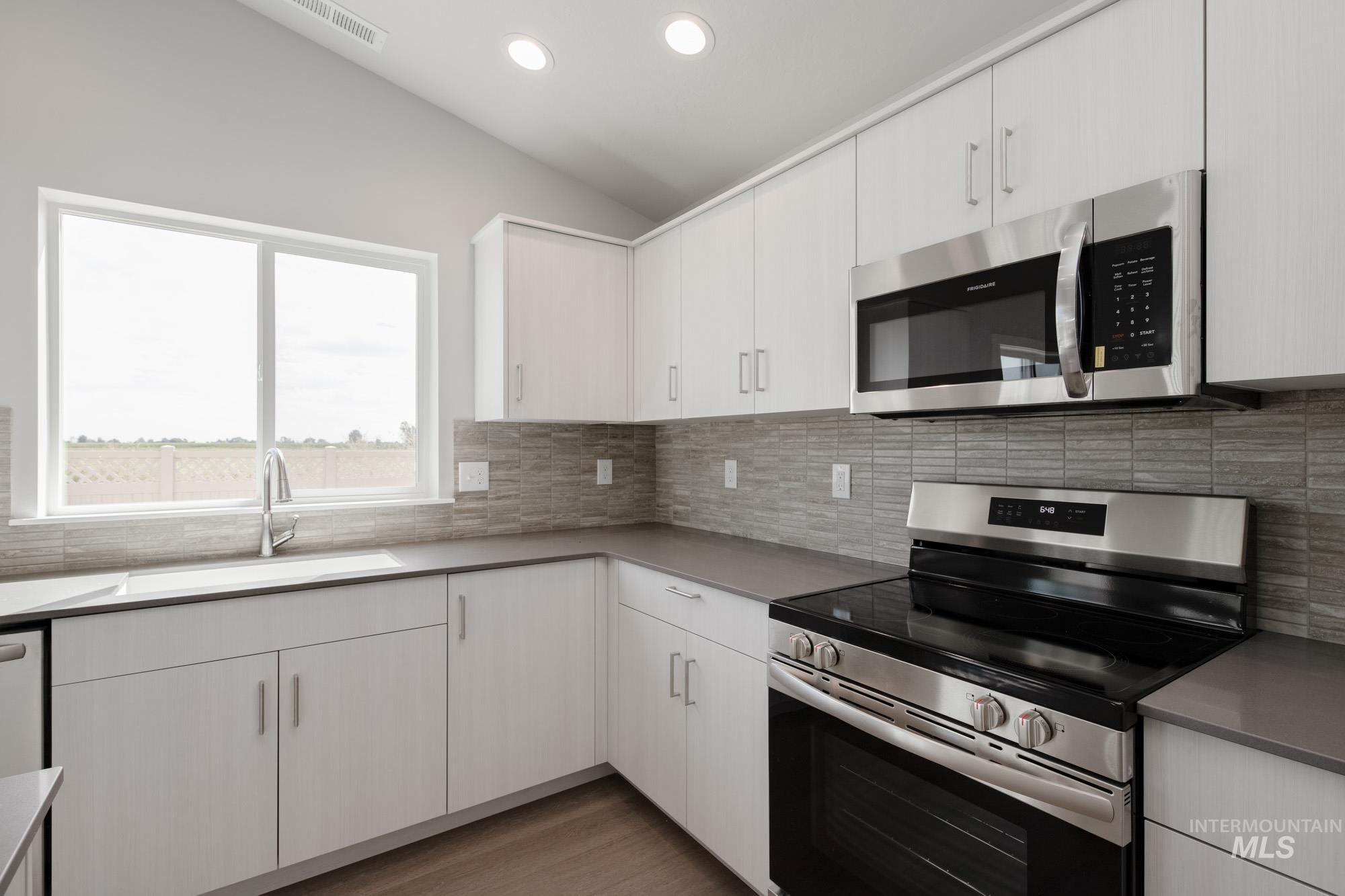 2867 E Valley Wind St, Kuna, Idaho 83634, 4 Bedrooms, 2 Bathrooms, Residential For Sale, Price $434,990,MLS 98961667