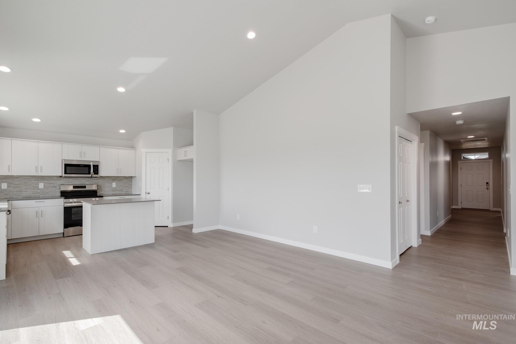 2867 E Valley Wind St, Kuna, Idaho 83634, 4 Bedrooms, 2 Bathrooms, Residential For Sale, Price $434,990,MLS 98961667