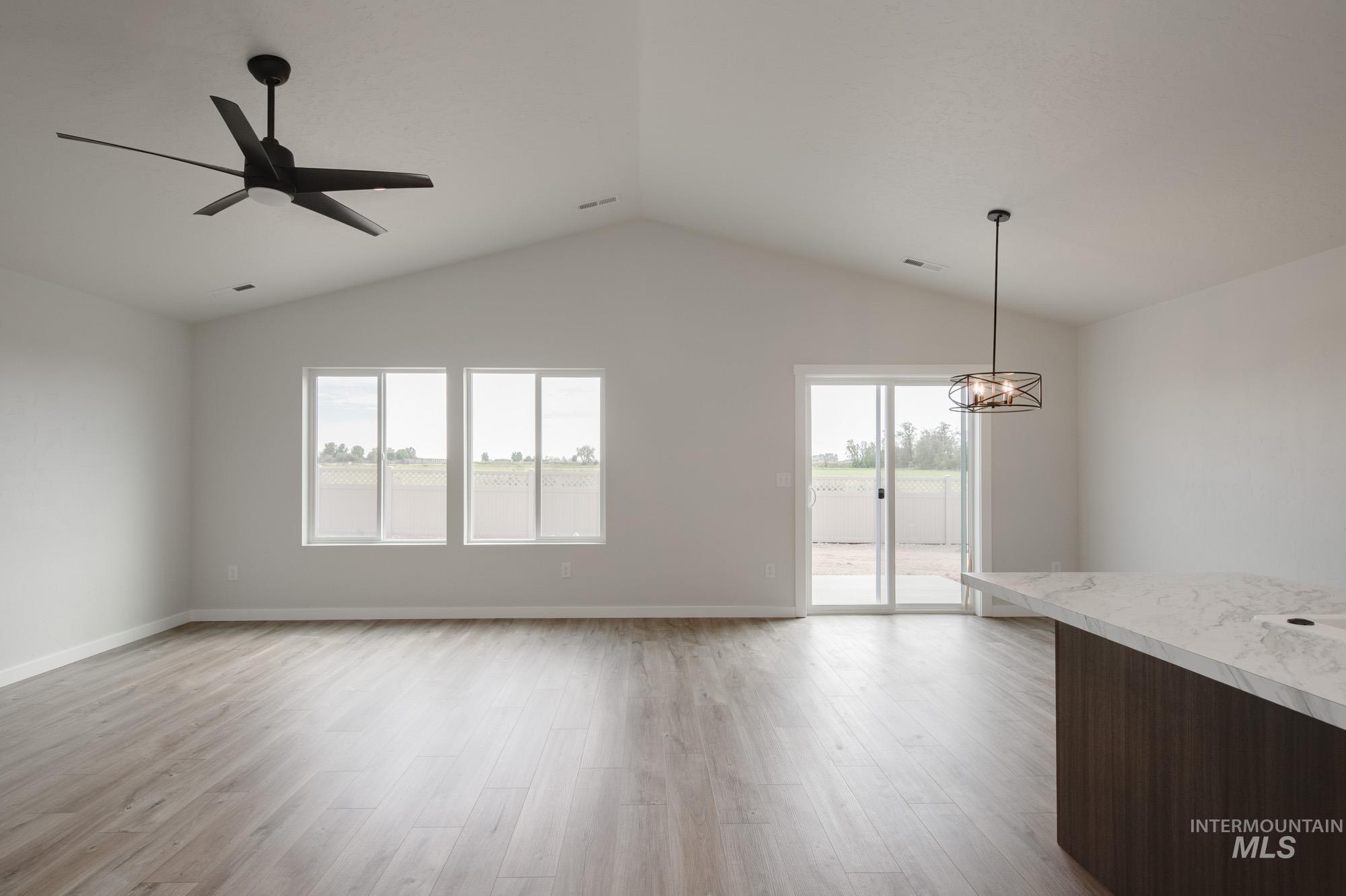 2905 E Valley Wind St, Kuna, Idaho 83634, 3 Bedrooms, 2 Bathrooms, Residential For Sale, Price $414,990,MLS 98961670