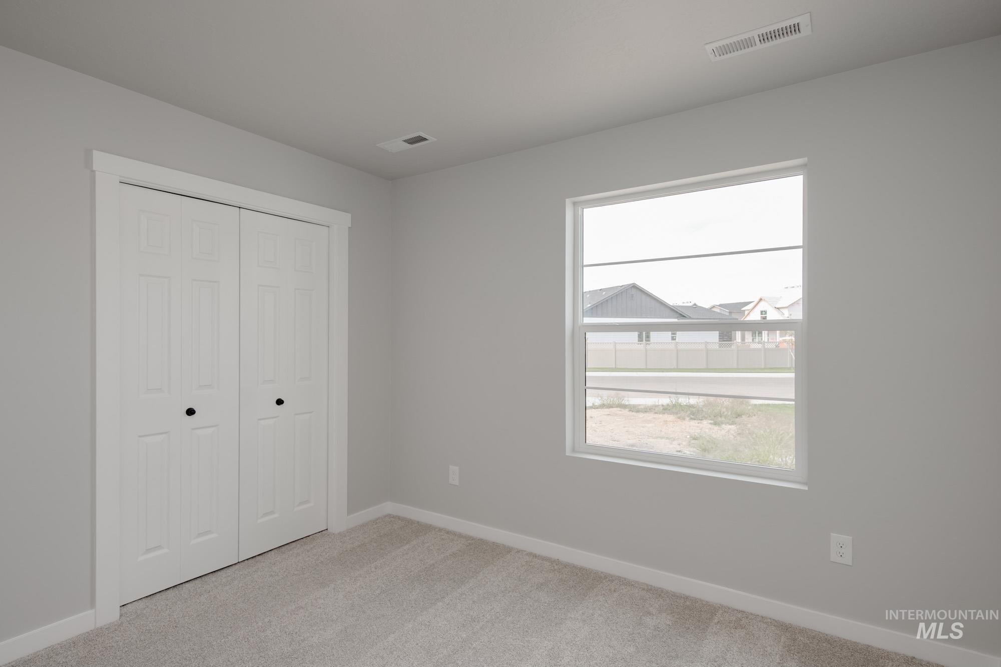 2921 E Valley Wind St, Kuna, Idaho 83634, 3 Bedrooms, 2 Bathrooms, Residential For Sale, Price $424,990,MLS 98961671