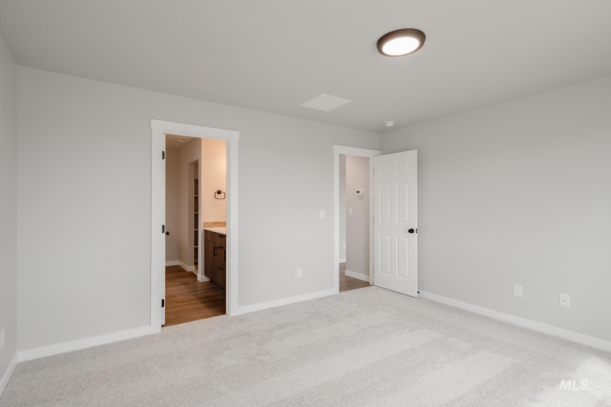 2921 E Valley Wind St, Kuna, Idaho 83634, 3 Bedrooms, 2 Bathrooms, Residential For Sale, Price $424,990,MLS 98961671