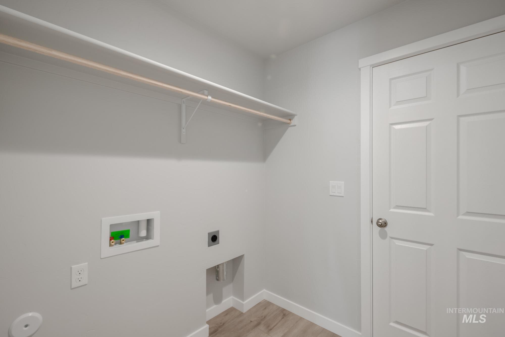 310 N Cranesbill Ave, Kuna, Idaho 83634, 3 Bedrooms, 2 Bathrooms, Residential For Sale, Price $411,990,MLS 98961672