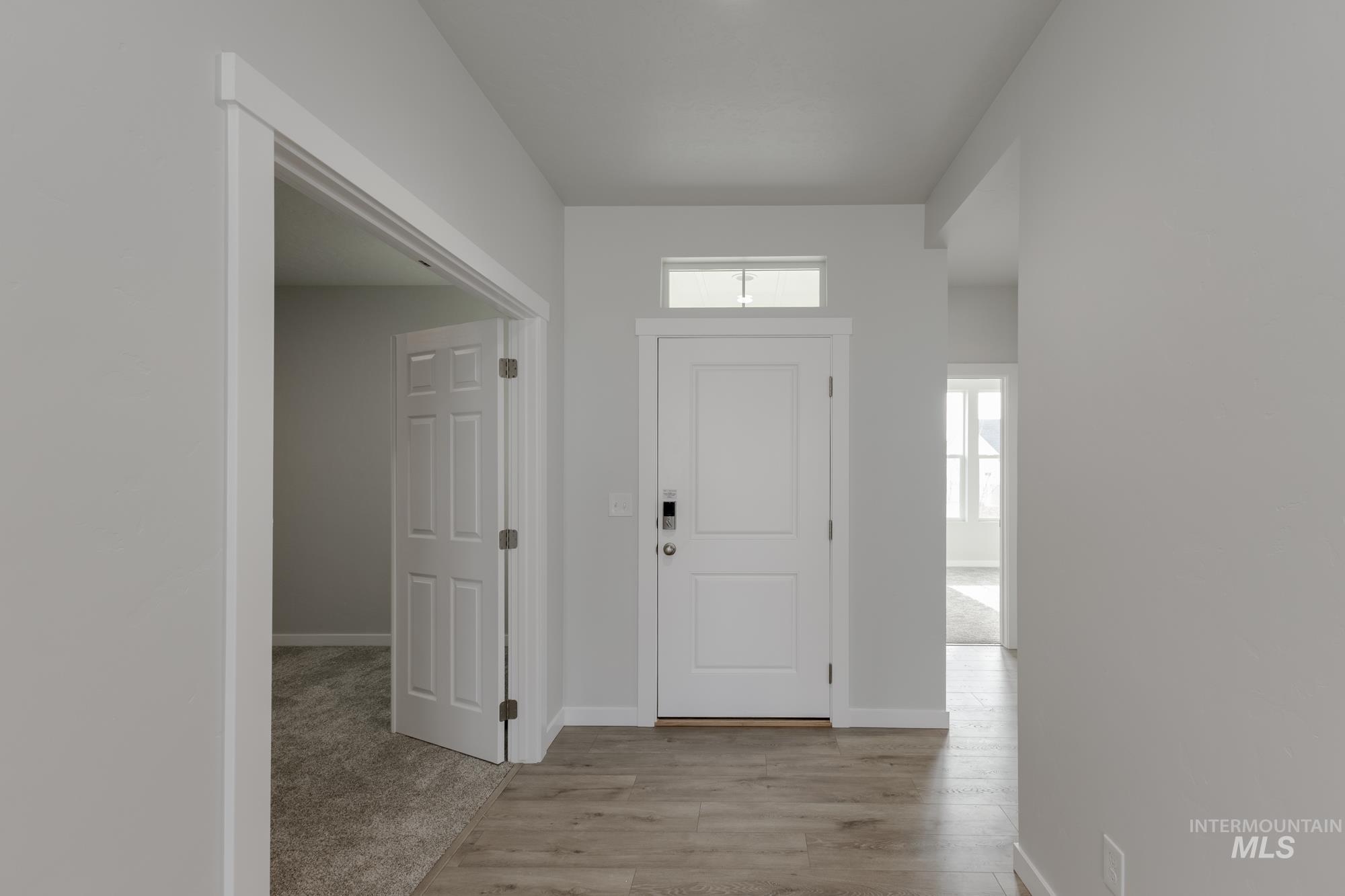 1188 W Cub River Dr, Meridian, Idaho 83642, 4 Bedrooms, 2.5 Bathrooms, Residential For Sale, Price $594,990,MLS 98961675