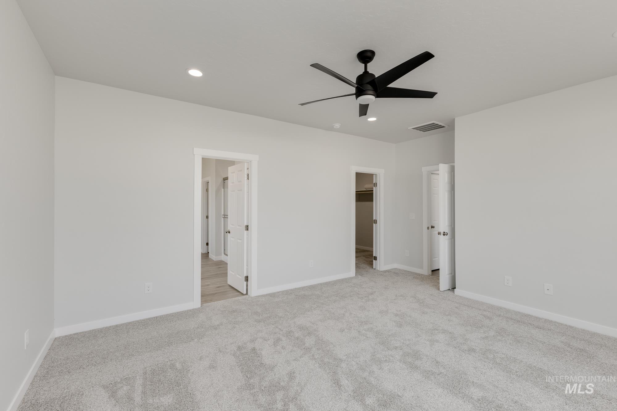 1188 W Cub River Dr, Meridian, Idaho 83642, 4 Bedrooms, 2.5 Bathrooms, Residential For Sale, Price $594,990,MLS 98961675