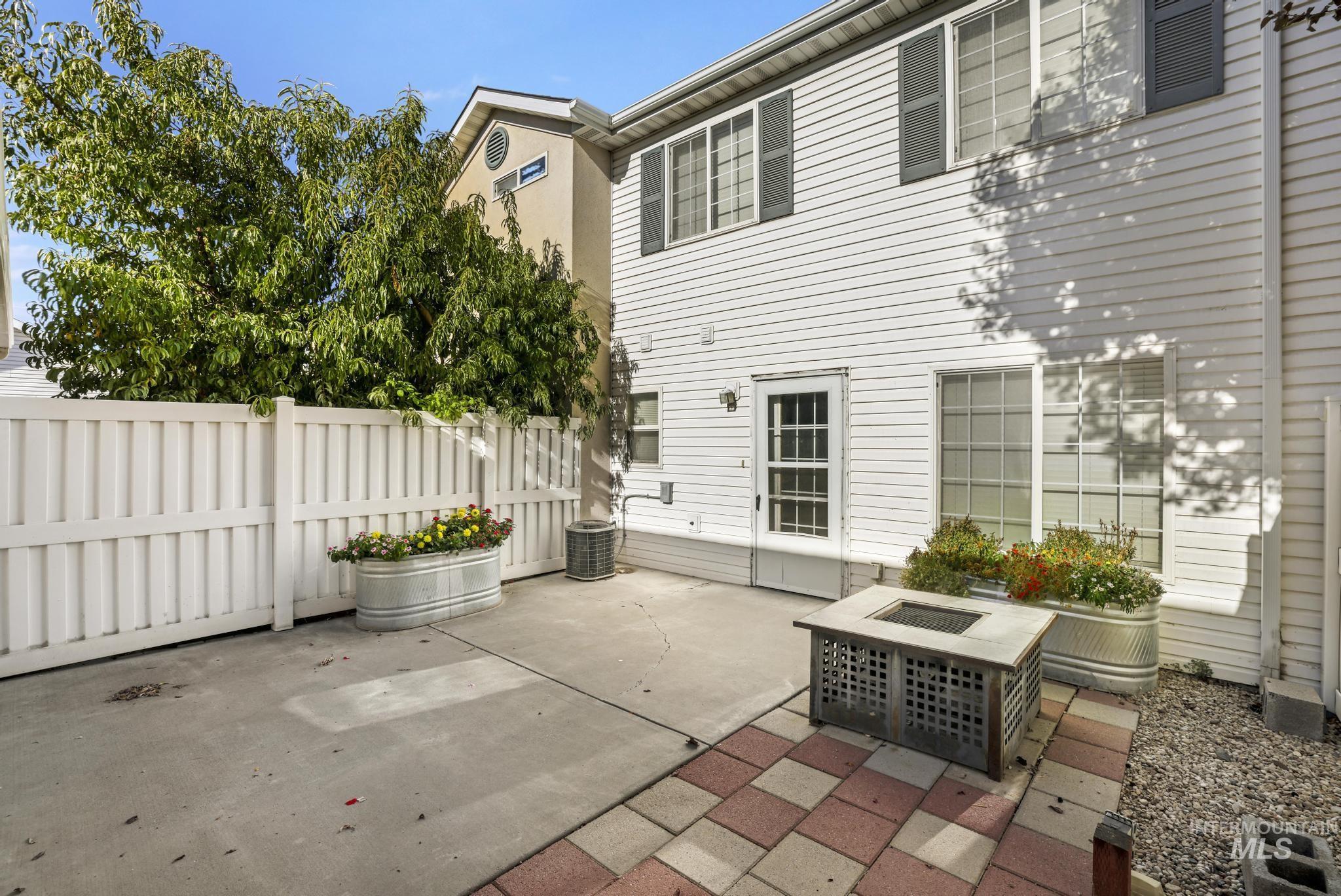 1935 Hampton Way, Twin Falls, Idaho 83301, 3 Bedrooms, 1.5 Bathrooms, Residential For Sale, Price $285,000, 98961678