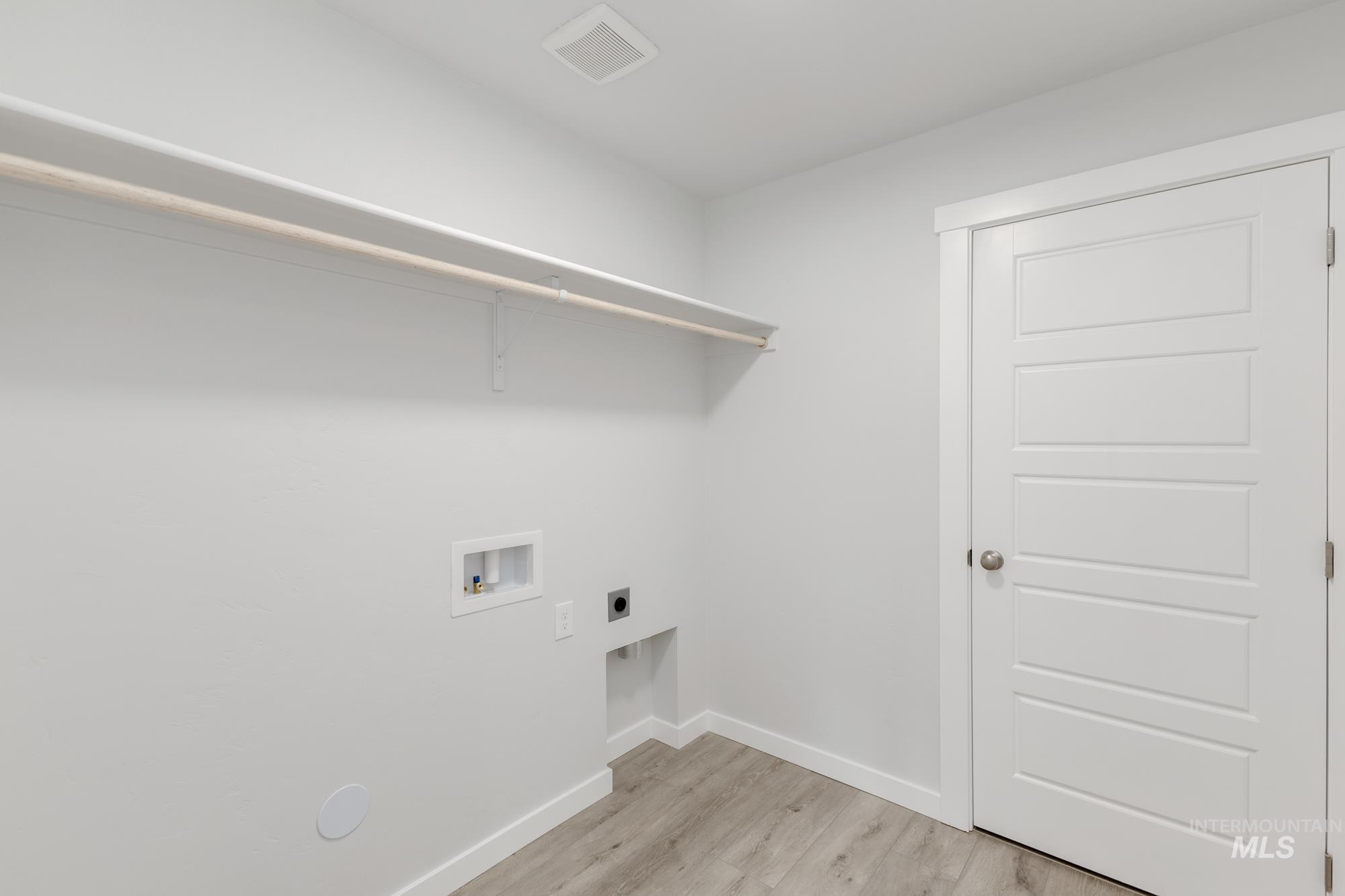 5200 S Big Jacks Creek Ave, Nampa, Idaho 83686, 4 Bedrooms, 2 Bathrooms, Residential For Sale, Price $464,990,MLS 98961679