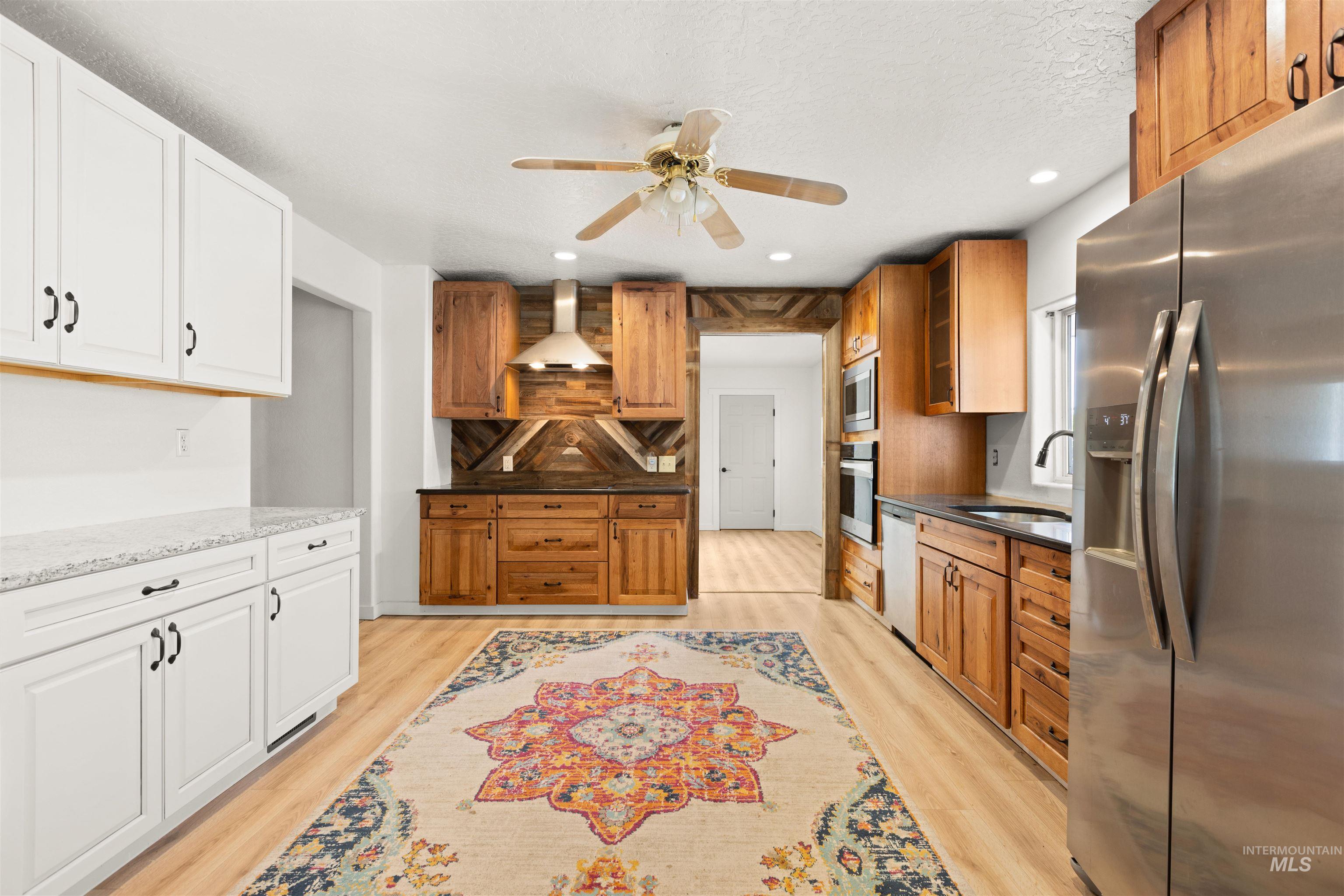 2333 Berglund, Emmett, Idaho 83617, 2 Bedrooms, 1 Bathroom, Residential For Sale, Price $609,000, 98961710