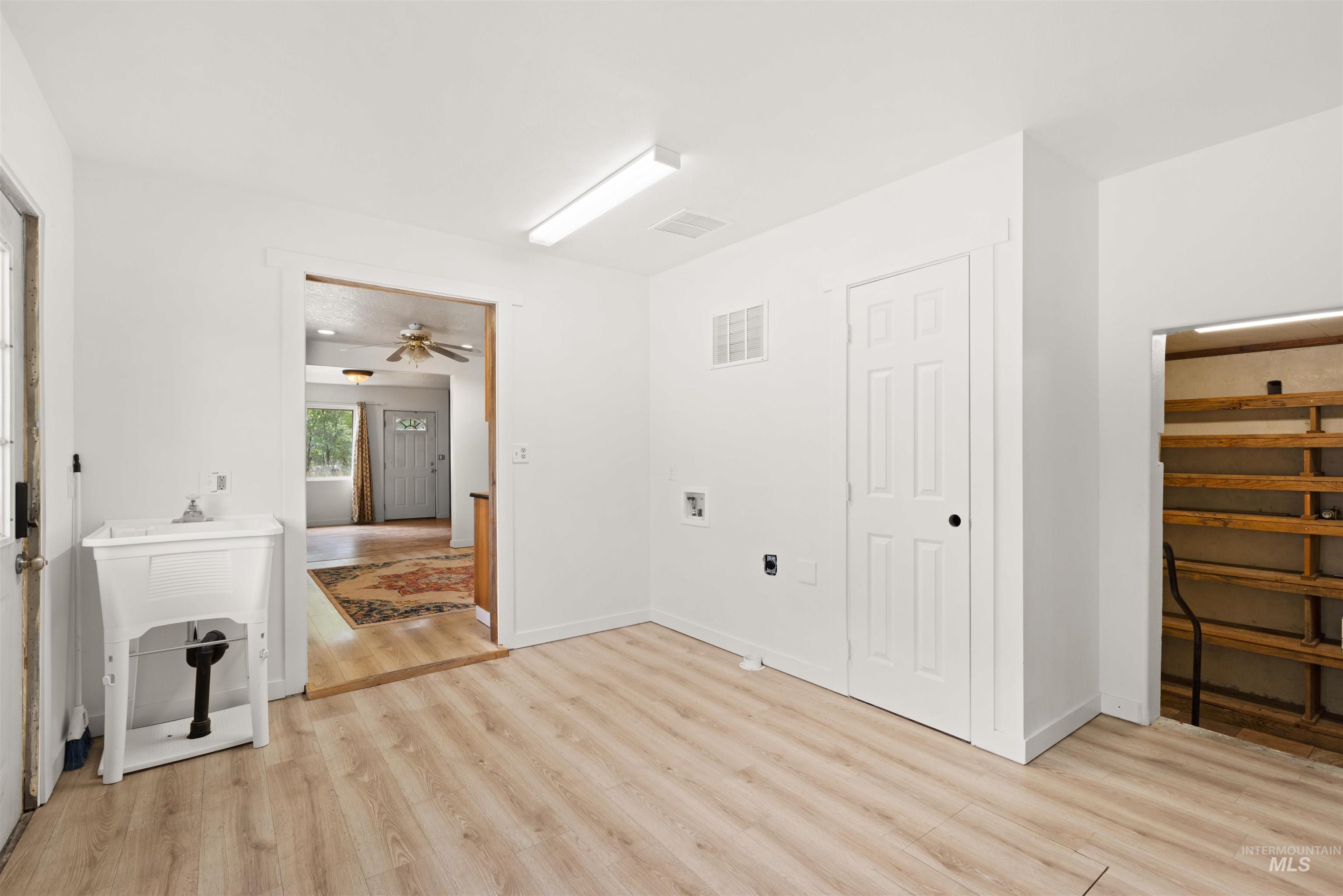 2333 Berglund, Emmett, Idaho 83617, 2 Bedrooms, 1 Bathroom, Residential For Sale, Price $609,000, 98961710