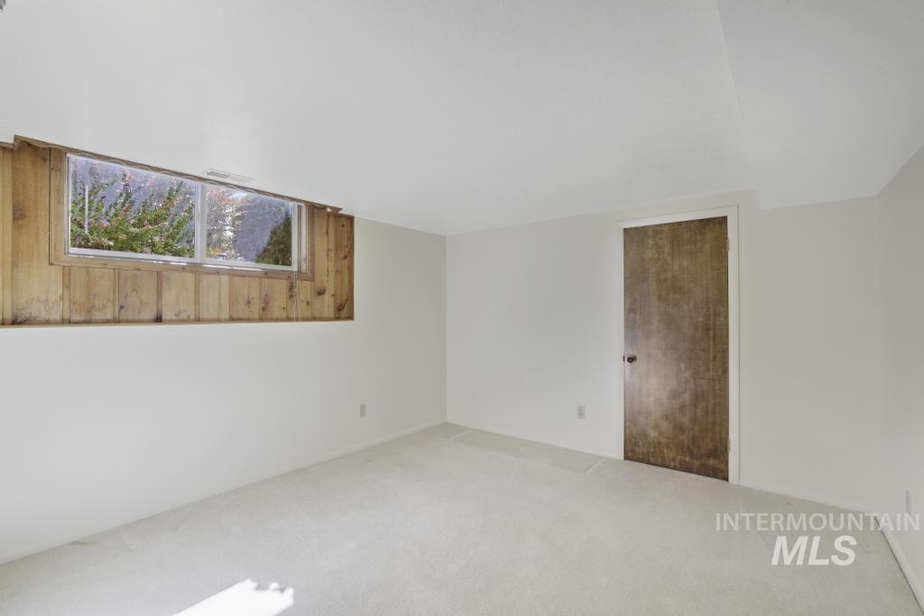 2351 Castle Drive, Twin Falls, Idaho 83301, 3 Bedrooms, 2 Bathrooms, Residential For Sale, Price $419,900,MLS 98961713