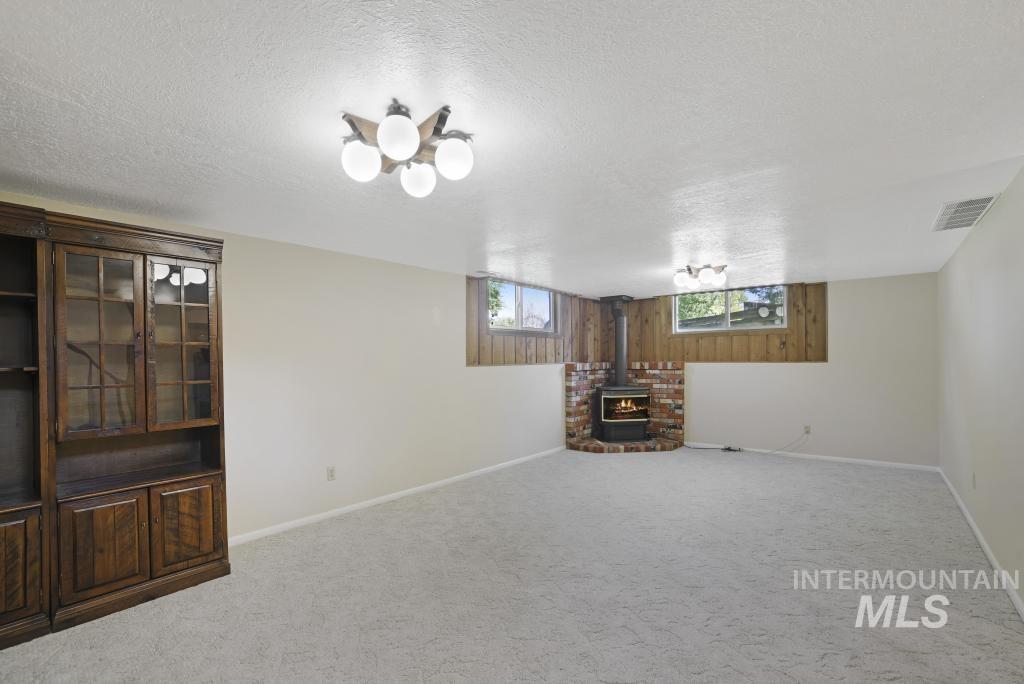 2351 Castle Drive, Twin Falls, Idaho 83301, 3 Bedrooms, 2 Bathrooms, Residential For Sale, Price $419,900,MLS 98961713