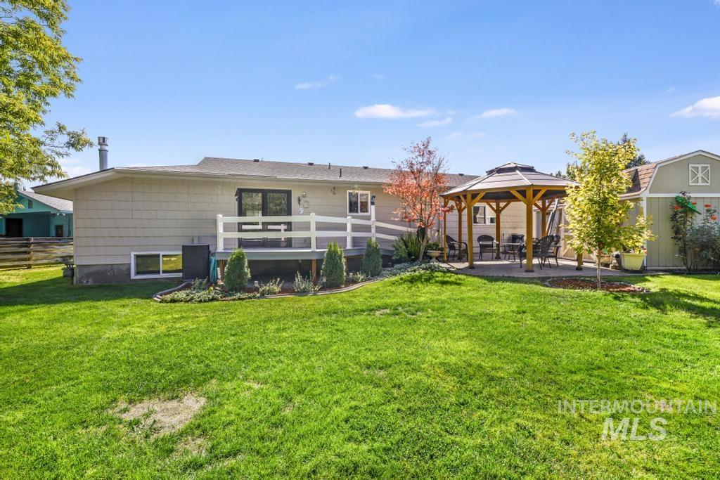 2351 Castle Drive, Twin Falls, Idaho 83301, 3 Bedrooms, 2 Bathrooms, Residential For Sale, Price $419,900,MLS 98961713